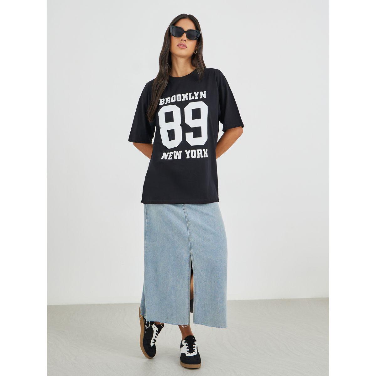 تيشيرت فضفاض بطبعة كتابة وأكمام قصيرة-women-clothing-tshirts-image-2