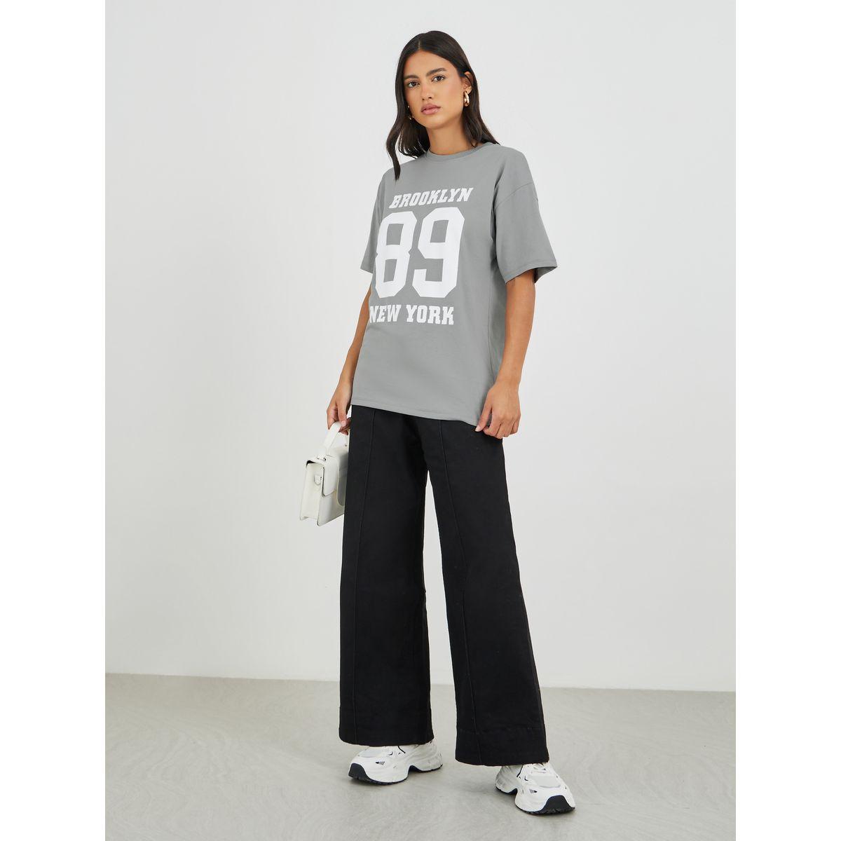 Styli Brooklyn 89 Slogan Print Short Sleeve Oversized T-Shirt-women-clothing-tshirts-image-2