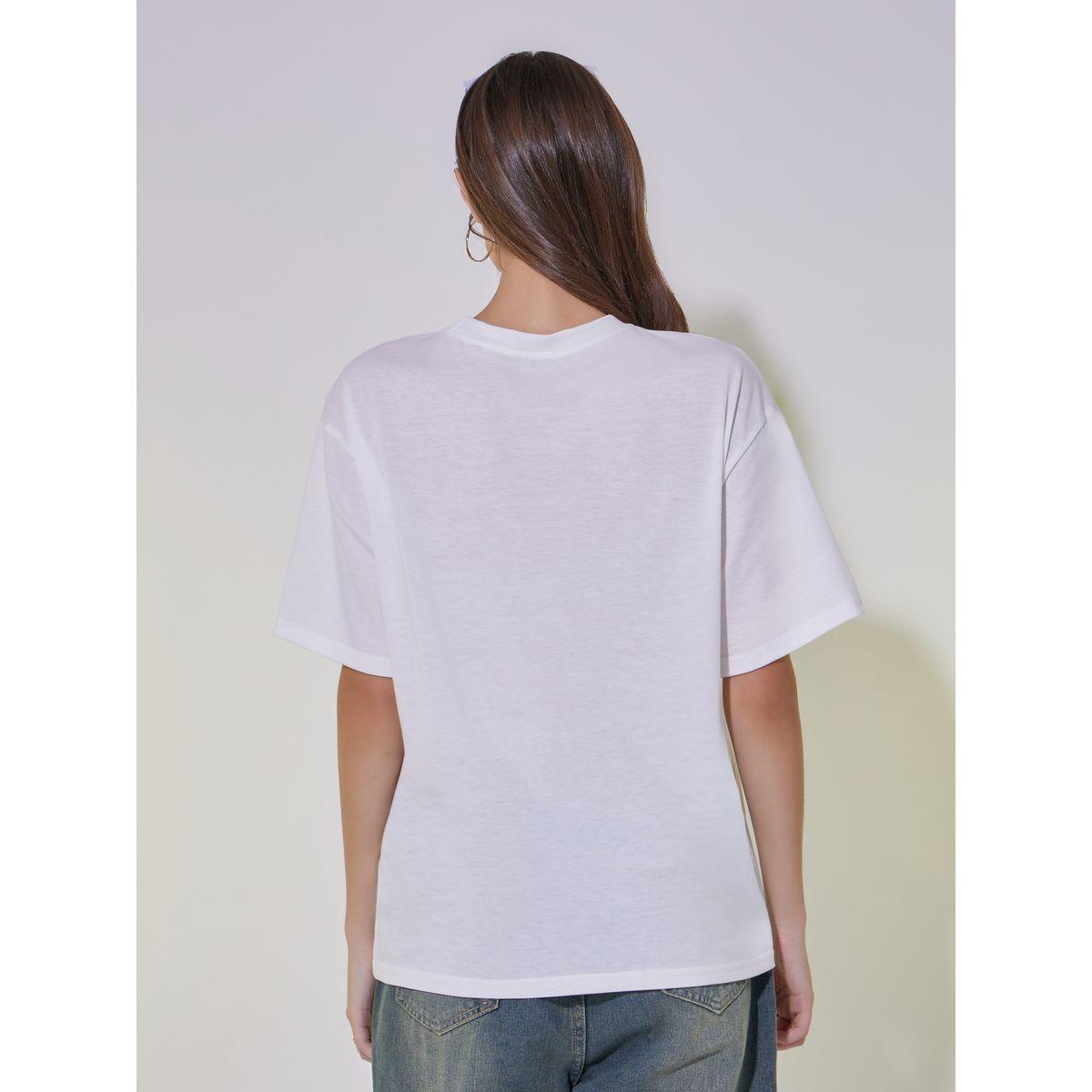 تيشيرت مُطرّز بقصة مريحة وياقة دائرية-women-clothing-tshirts-image-5