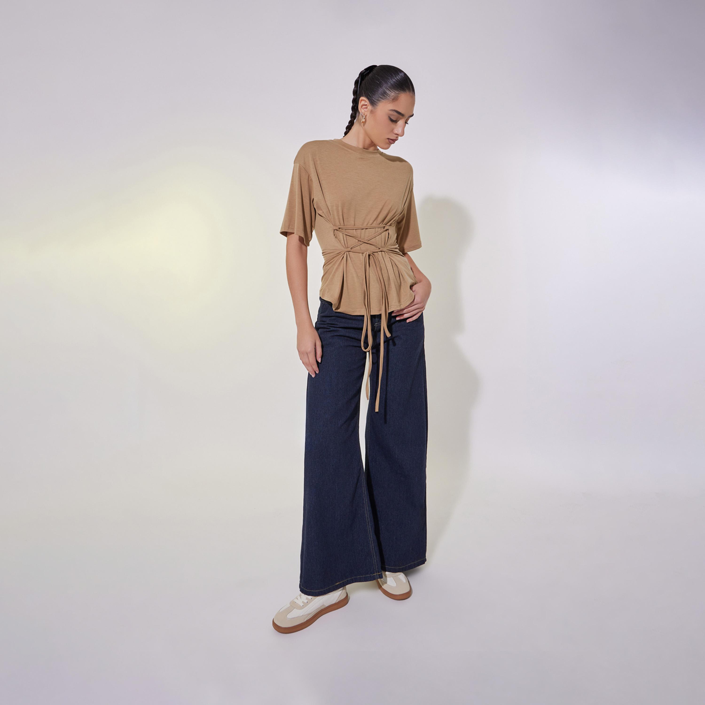 تيشيرت سادة بقصة عادية مع اربطة-women-clothing-tshirts-image-3