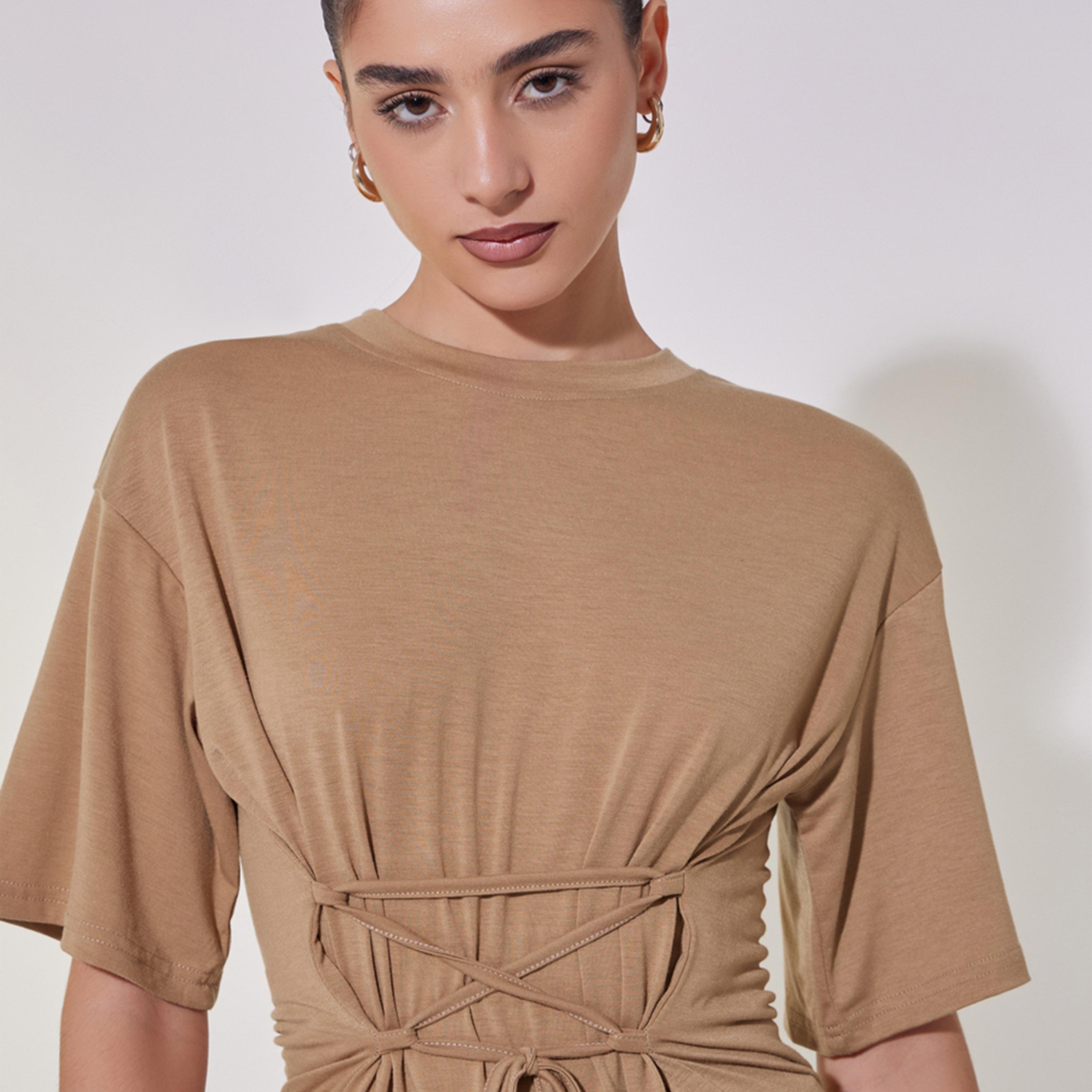 تيشيرت سادة بقصة عادية مع اربطة-women-clothing-tshirts-image-4