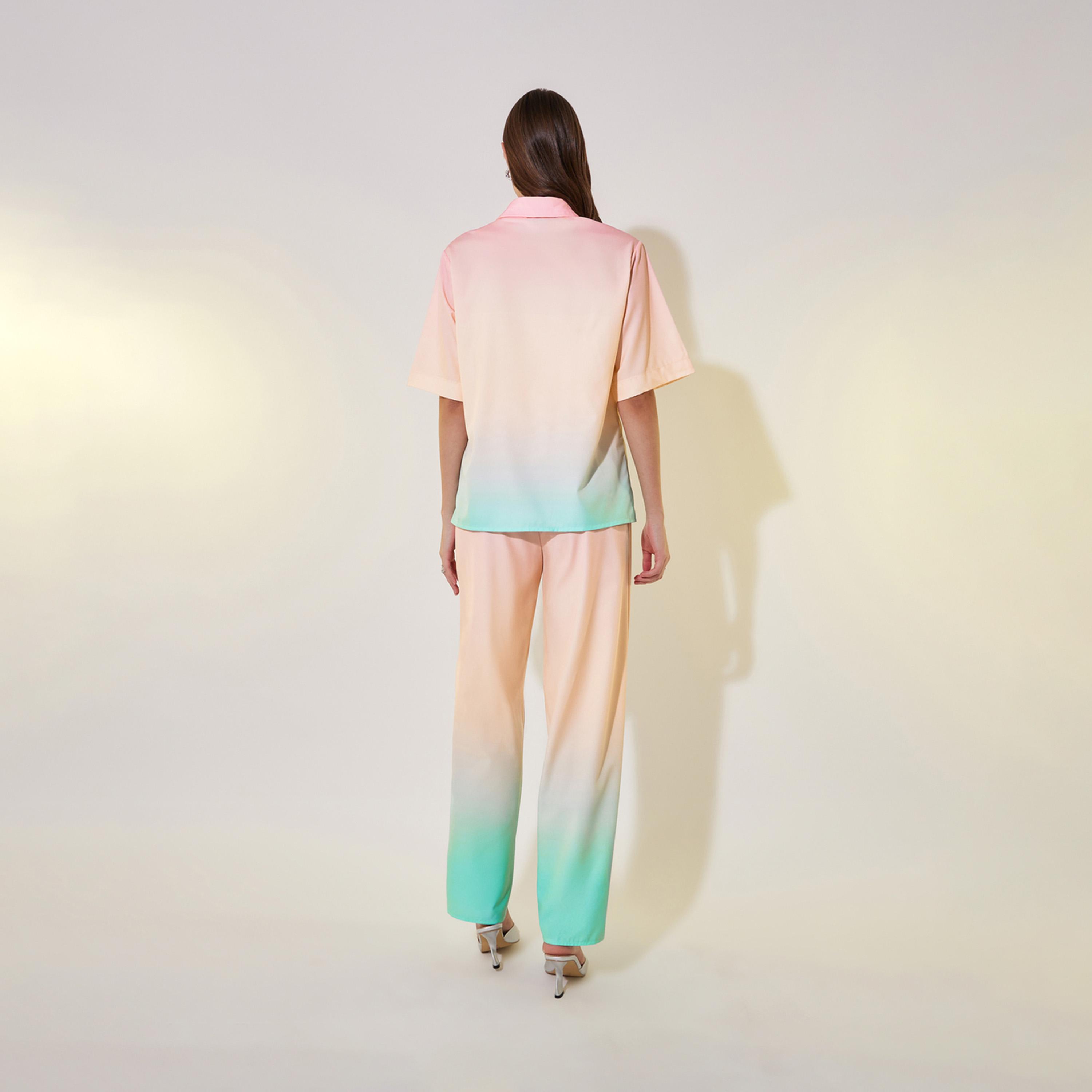 طقم منسق من بنطال بأرجل واسعة وبلوزة بطبعة اومبري-women-clothing-coordsets-image-6