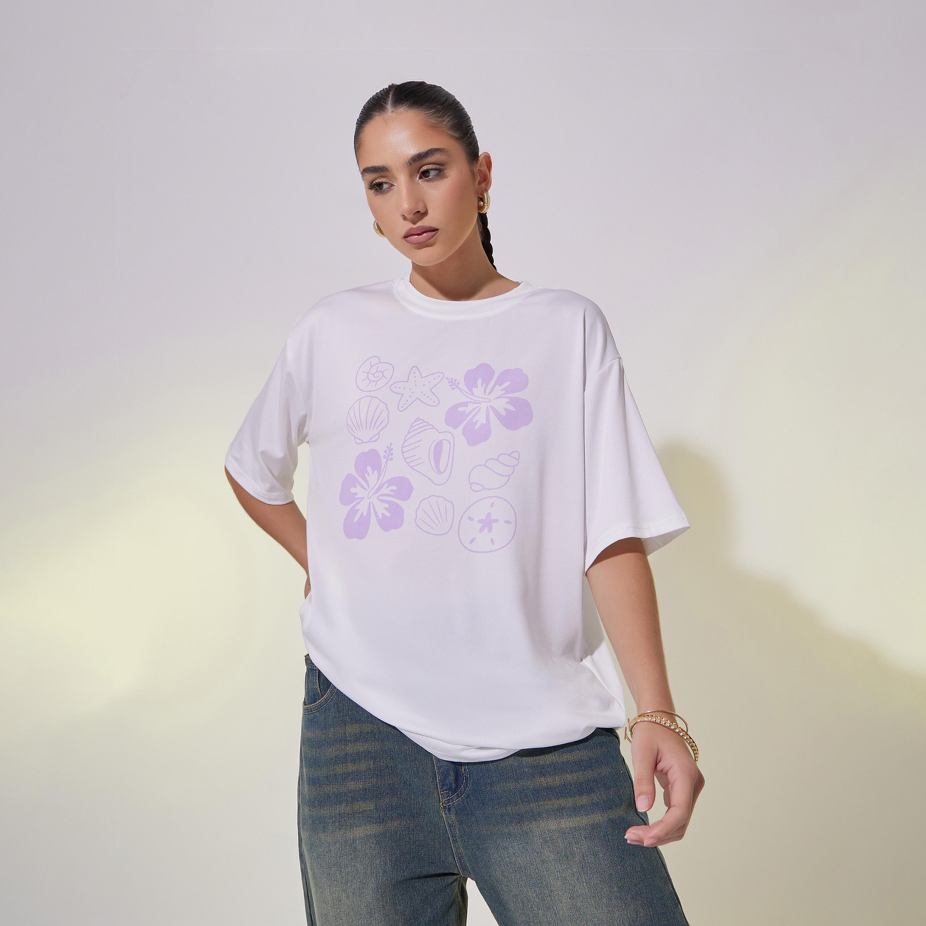 تيشيرت فضفاض بطبعة جرافيك واكتاف منخفضة-women-clothing-tshirts-image-3