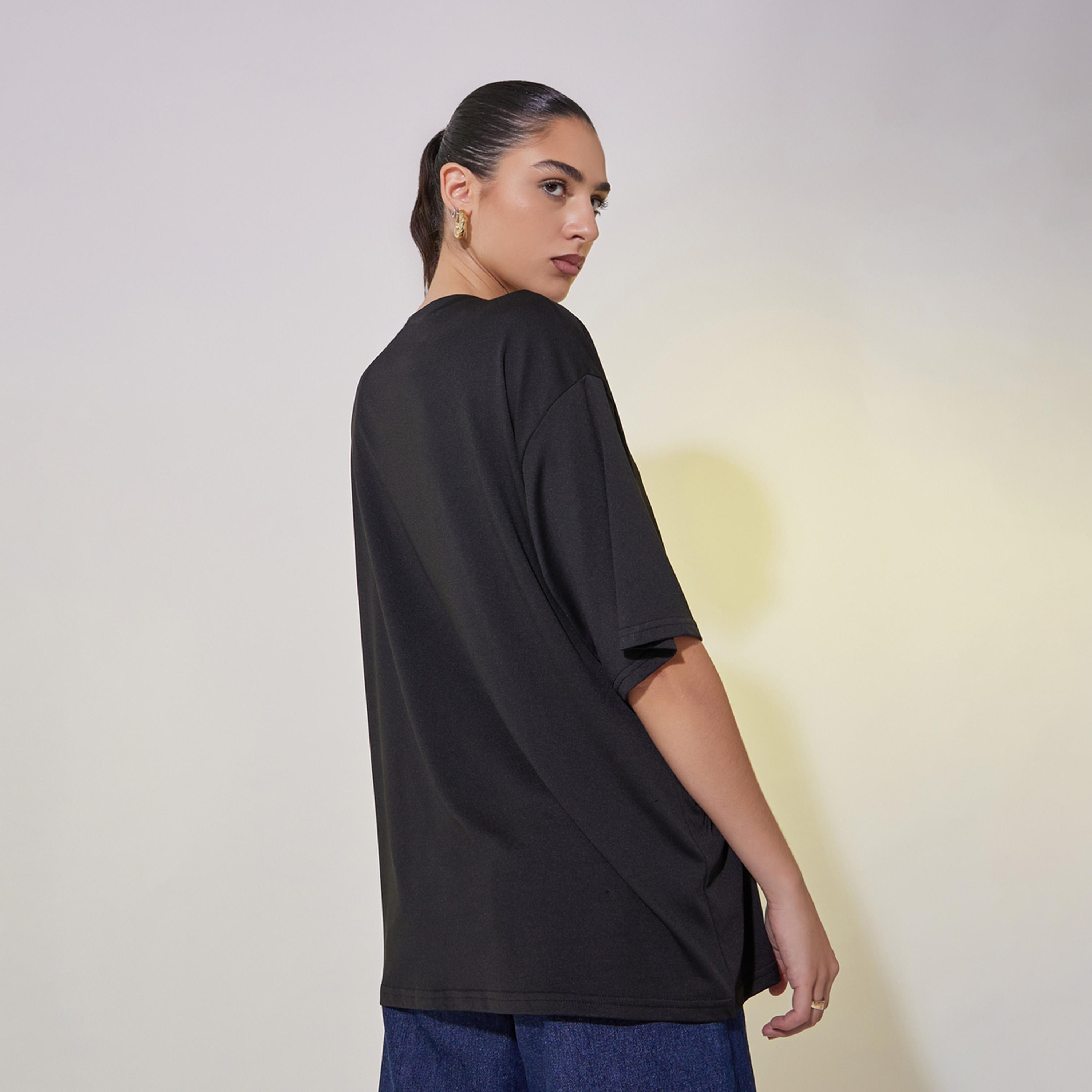 تيشيرت فضفاض بطبعة جرافيك واكتاف منخفضة-women-clothing-tshirts-image-5