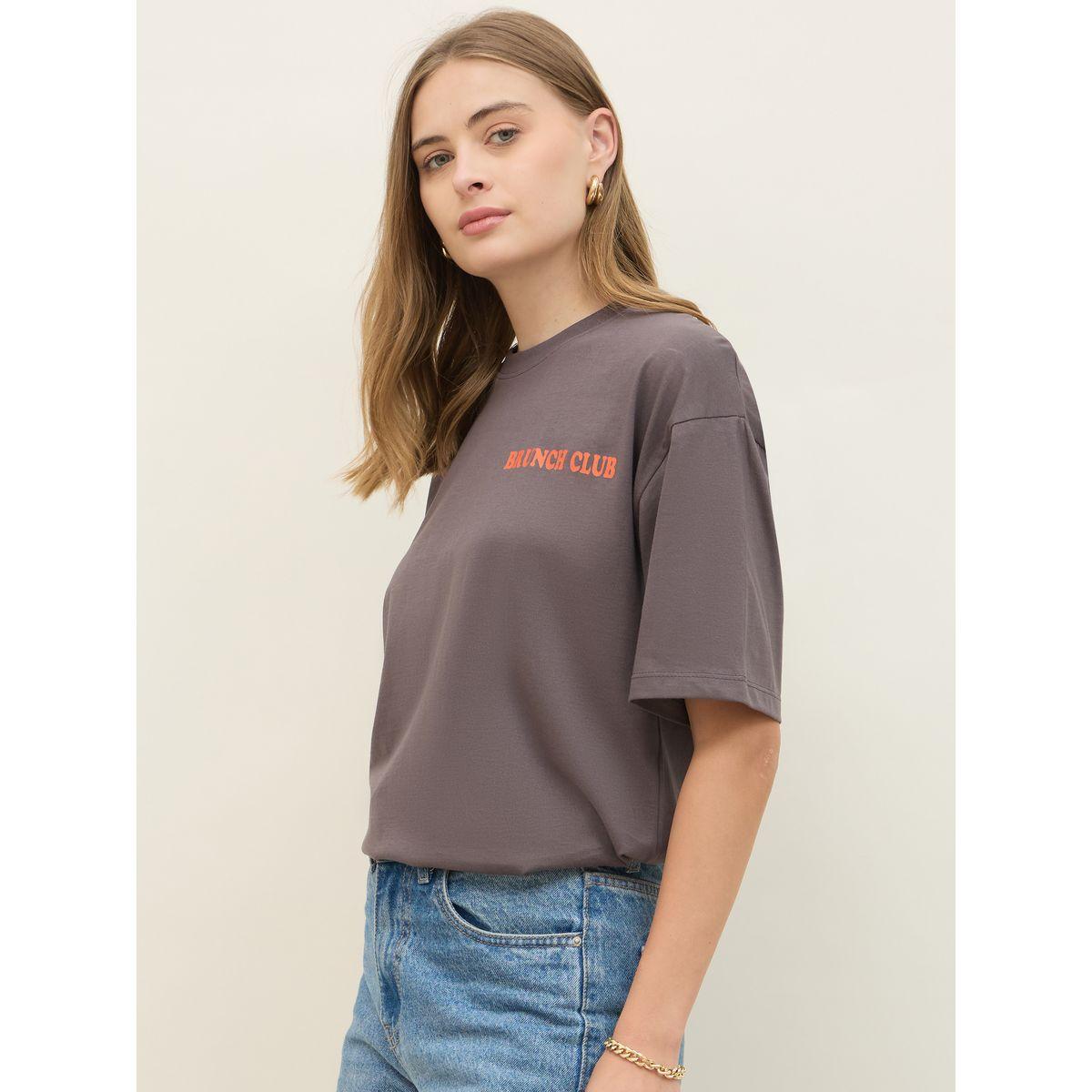 تيشيرت فضفاض بطبعة جرافيك وأكمام قصيرة-women-clothing-tshirts-image-3