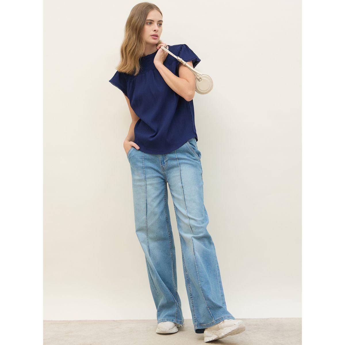 بلوزة بقصة عادية وياقة دائرية-women-clothing-shirtsandblouses-blouses-image-1