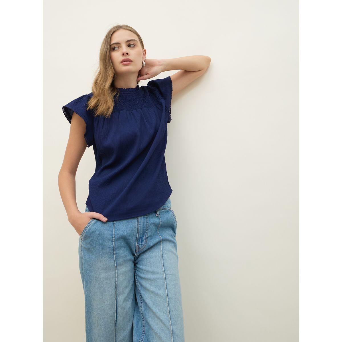 بلوزة بقصة عادية وياقة دائرية-women-clothing-shirtsandblouses-blouses-image-6