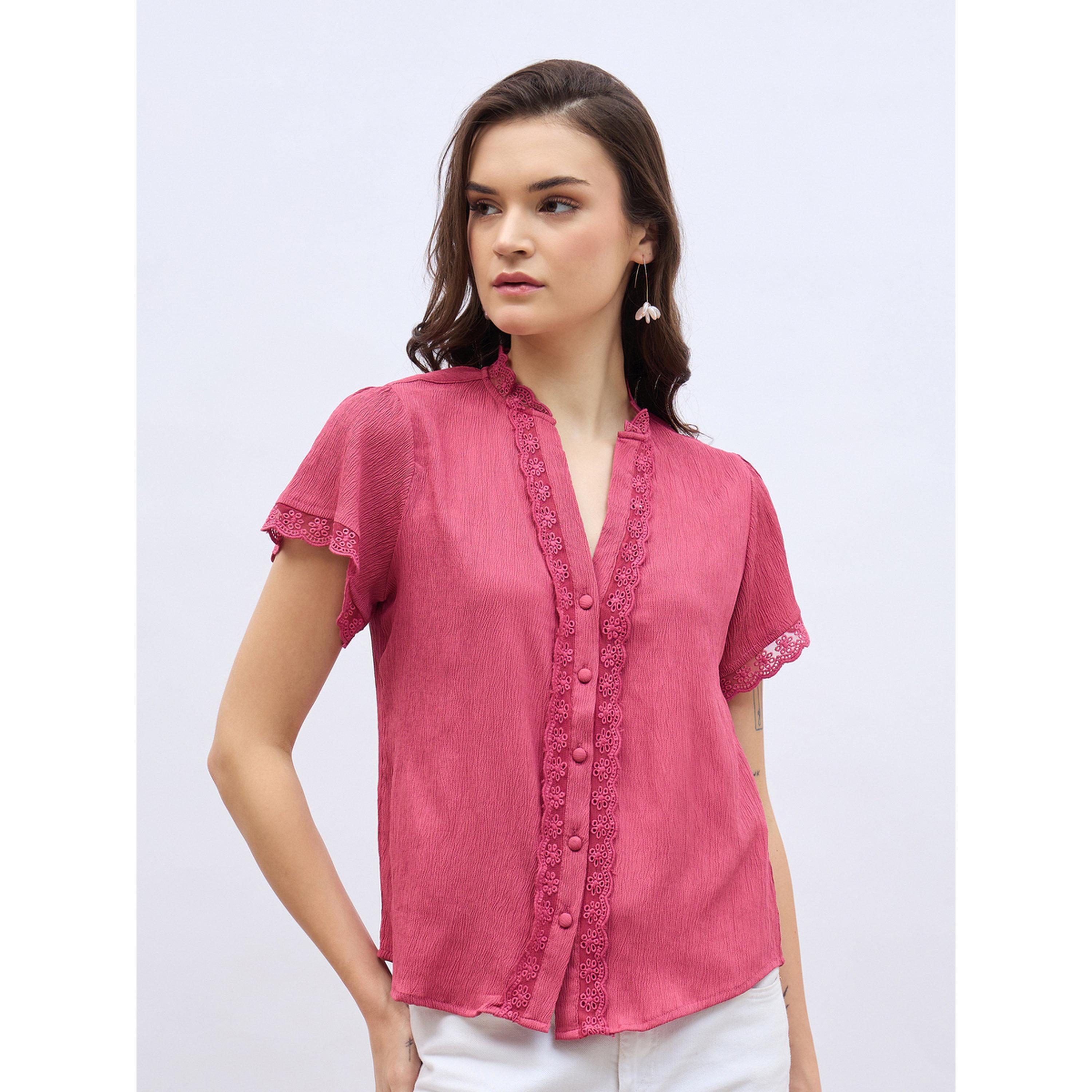 بلوزة بأكمام قصيرة وتفاصيل دانتيل للنساء-women-clothing-shirtsandblouses-blouses-image-1