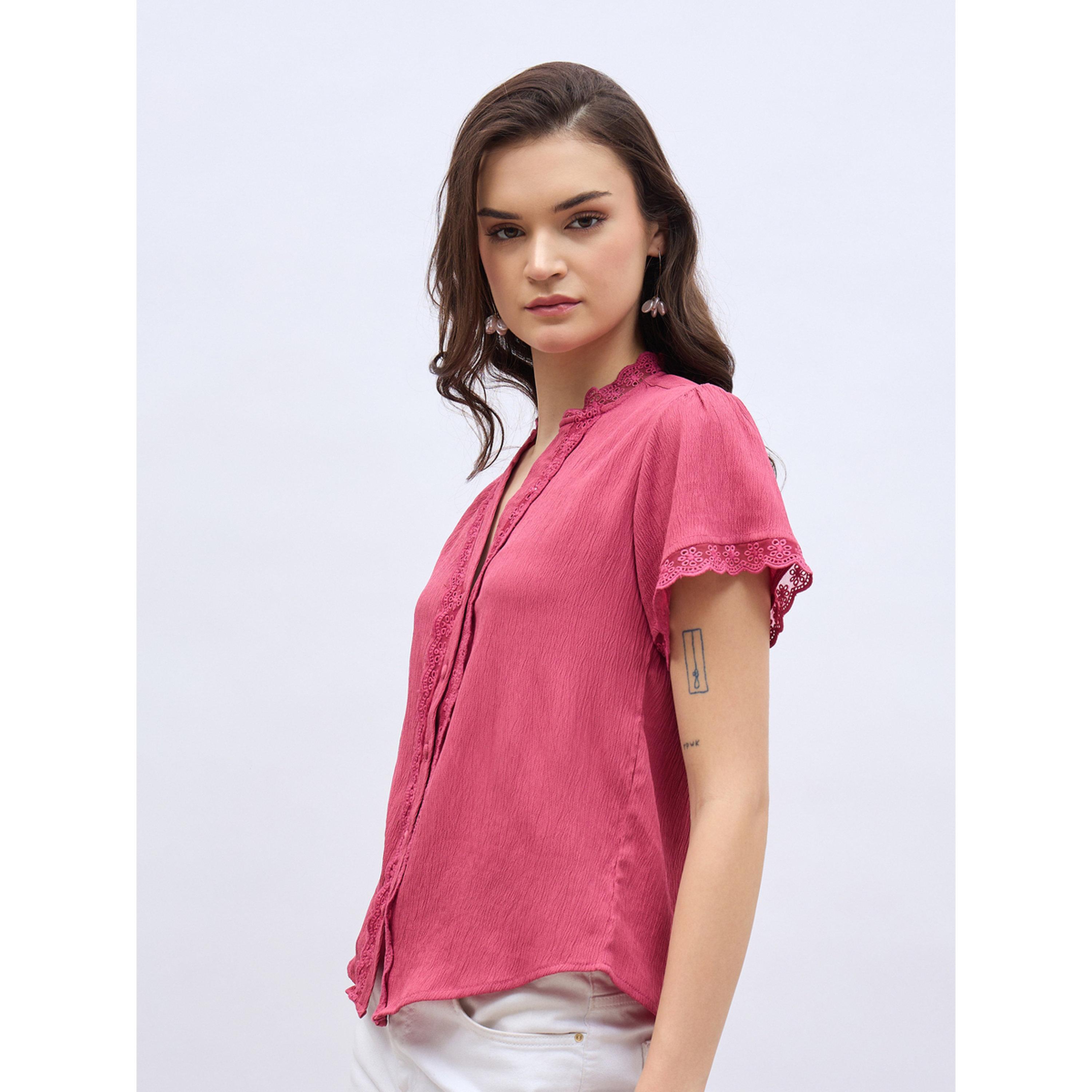 بلوزة بأكمام قصيرة وتفاصيل دانتيل للنساء-women-clothing-shirtsandblouses-blouses-image-3