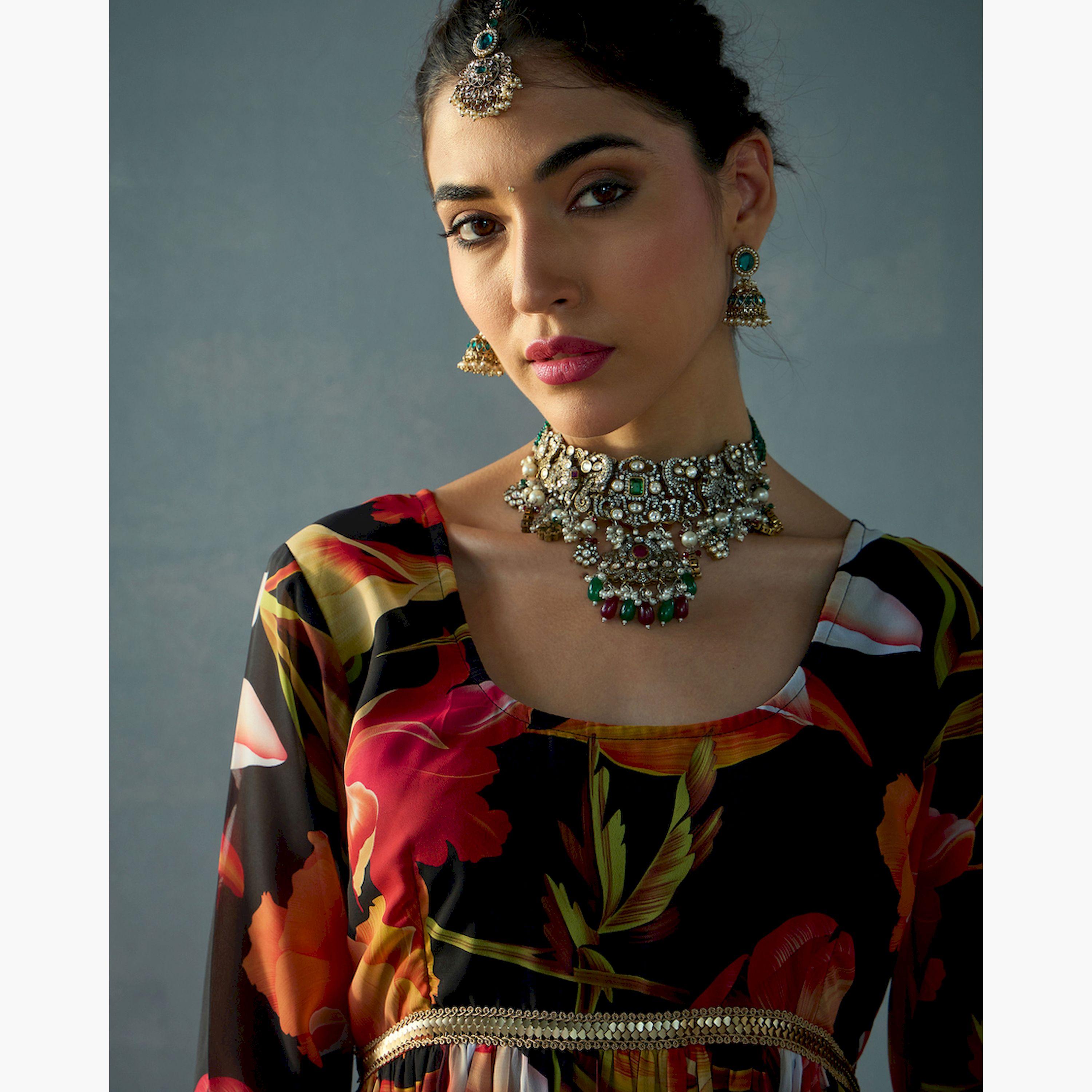 شيا باي ساسافراس × ستايلي - قميص كورتا بطبقات بطبعة زهور ورقبة دائرية-women-clothing-ethnicwear-kurtas-image-4