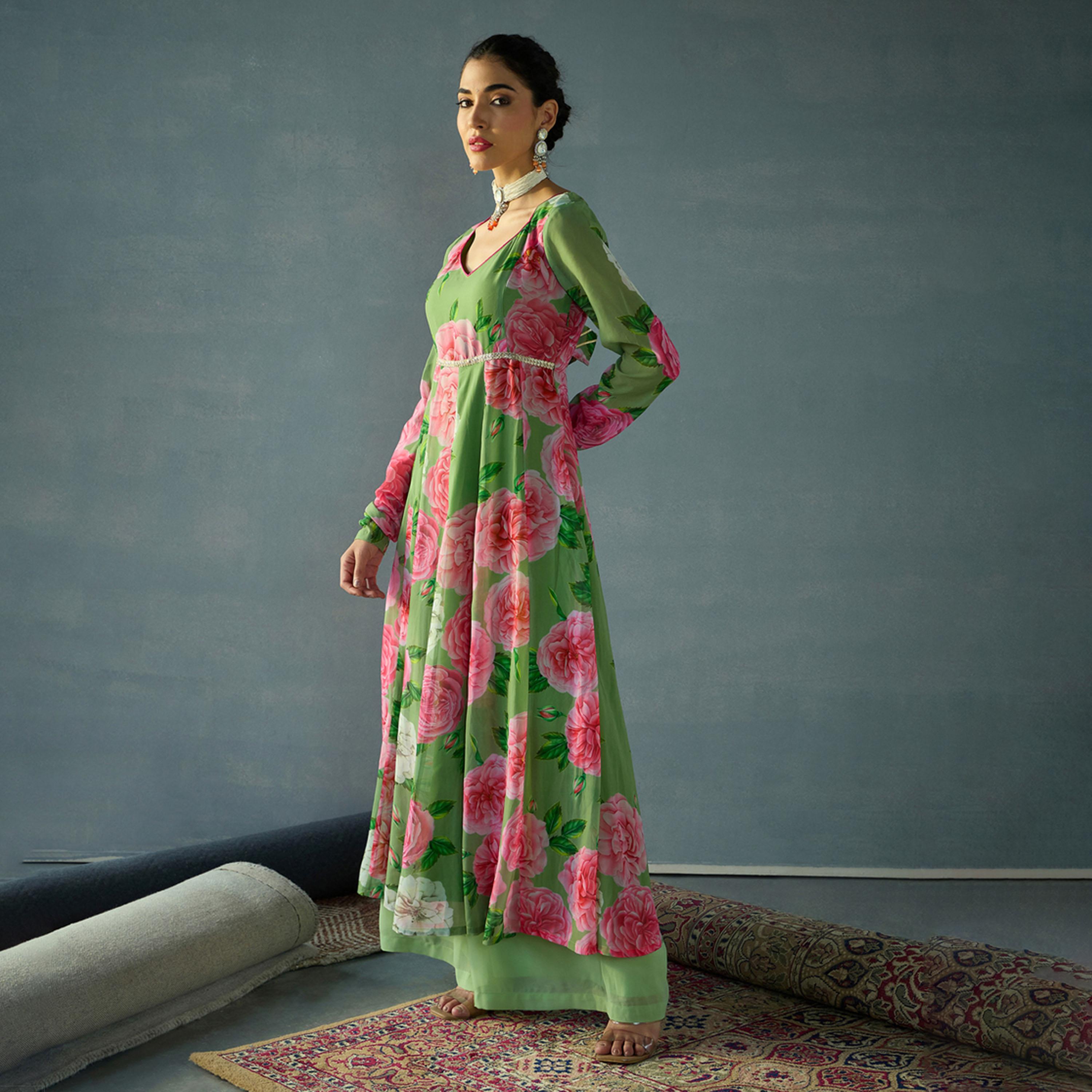 شيا باي ساسافراس × ستايلي - قميص أناركالي بطبعة زهور وفتحة رقبة على شكل قلب - أخضر-women-clothing-ethnicwear-kurtas-image-3