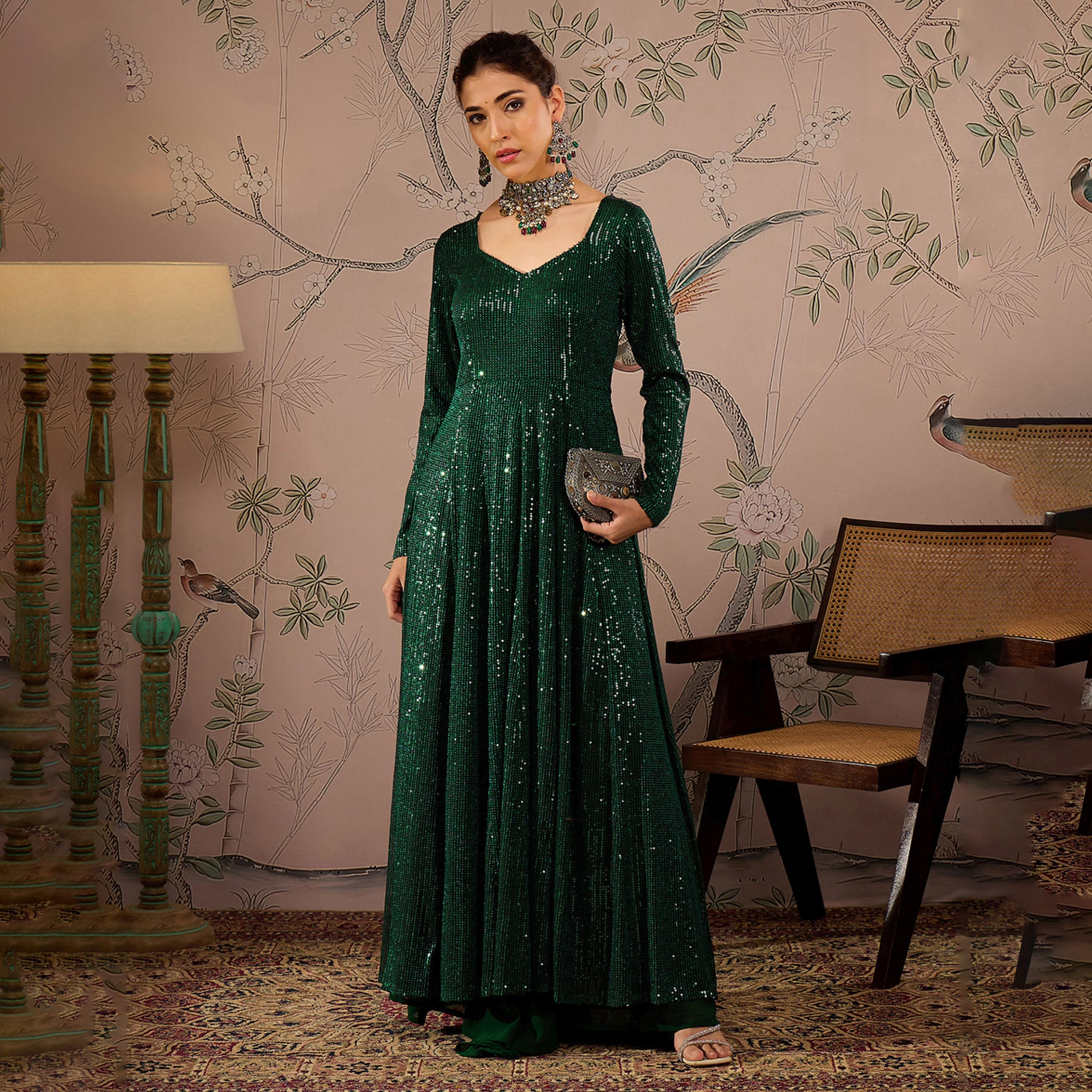 شيا باي ساسافراس × ستايلي - قميص كورتا أناركالي مزين بالترتر وفتحة رقبة على شكل قلب-women-clothing-ethnicwear-kurtas-image-1