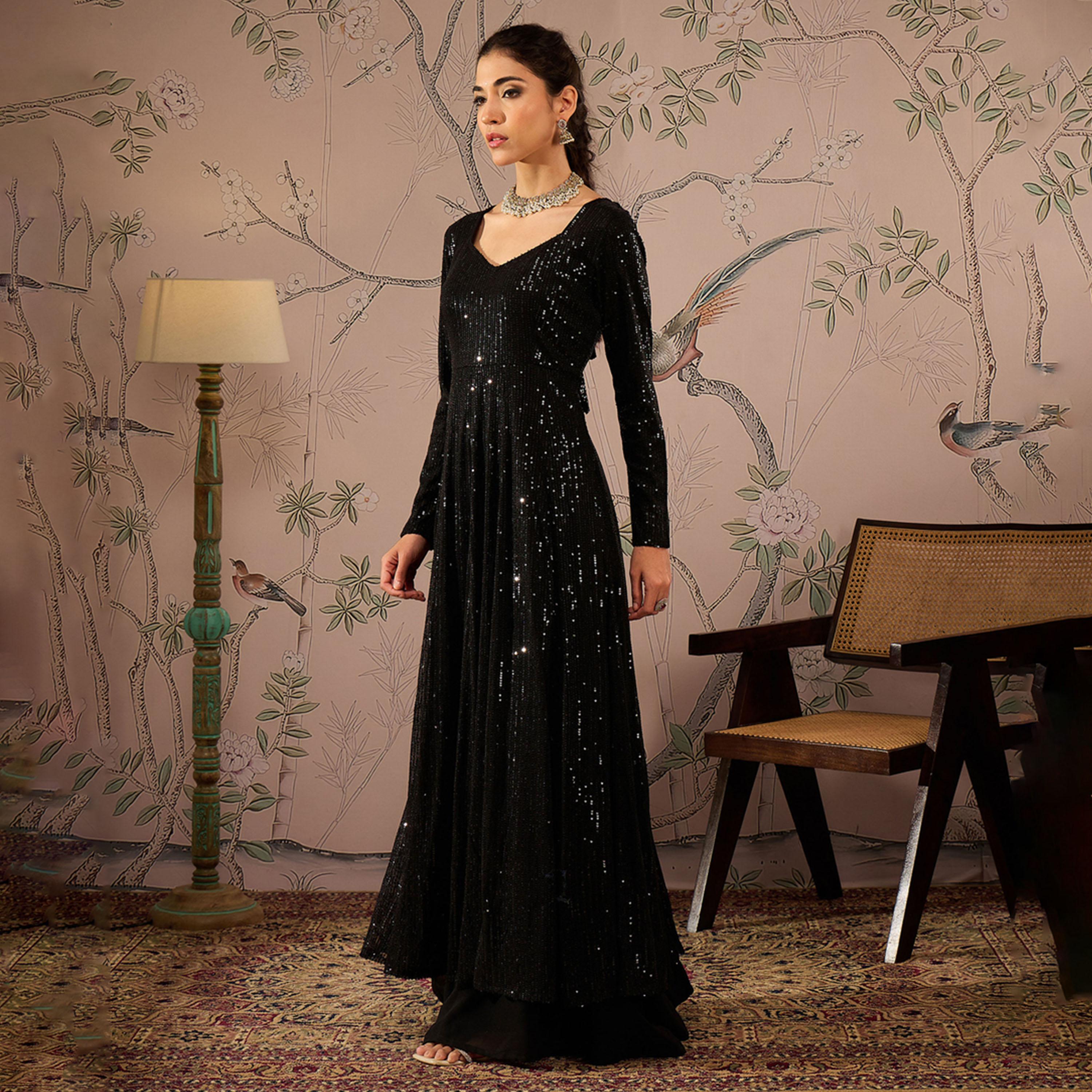 شاي باي ساسافراس × ستايلي طقم كورتا أناركالي برقبة على شكل قلب أسود مزين بالترتر-women-clothing-ethnicwear-kurtas-image-3