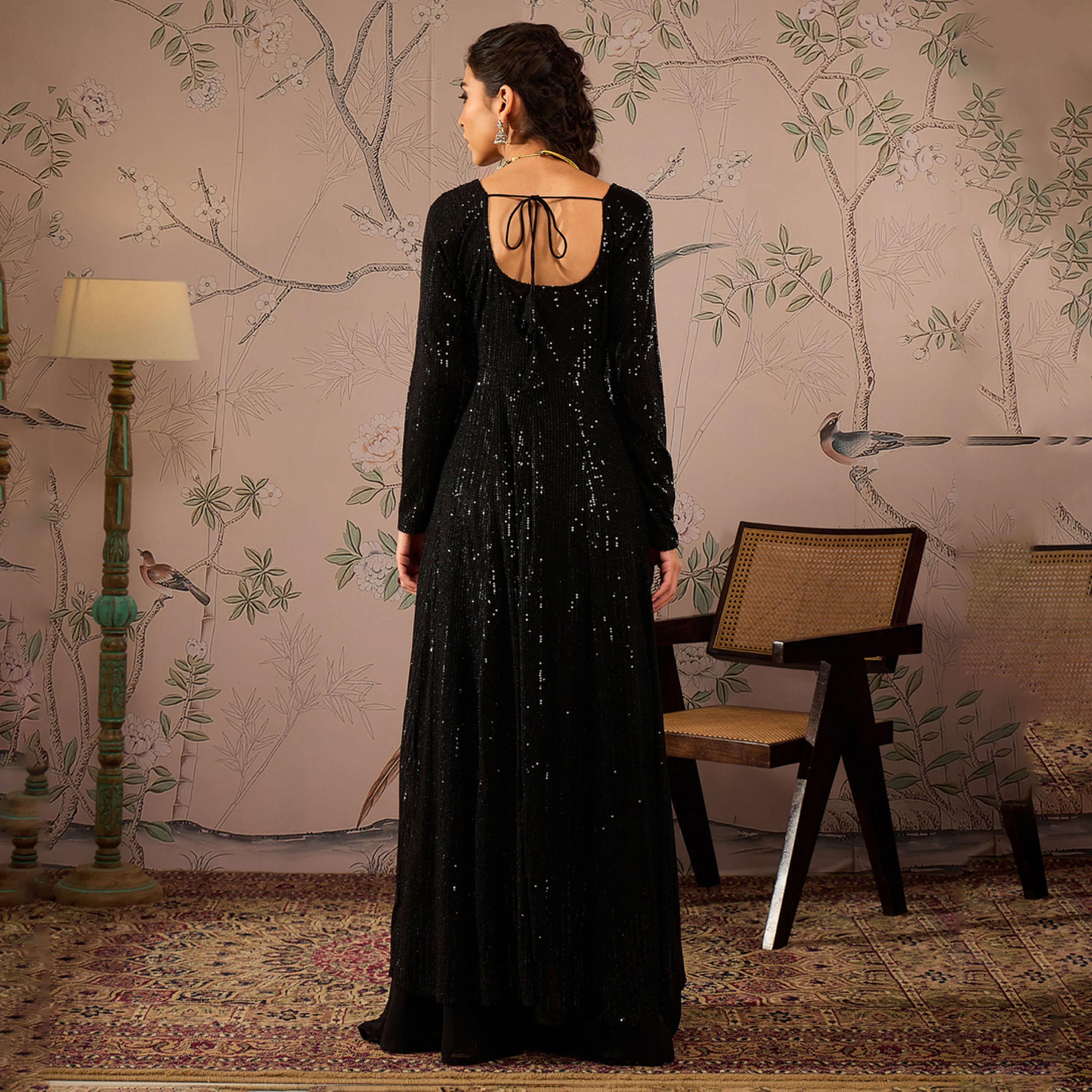 شاي باي ساسافراس × ستايلي طقم كورتا أناركالي برقبة على شكل قلب أسود مزين بالترتر-women-clothing-ethnicwear-kurtas-image-5