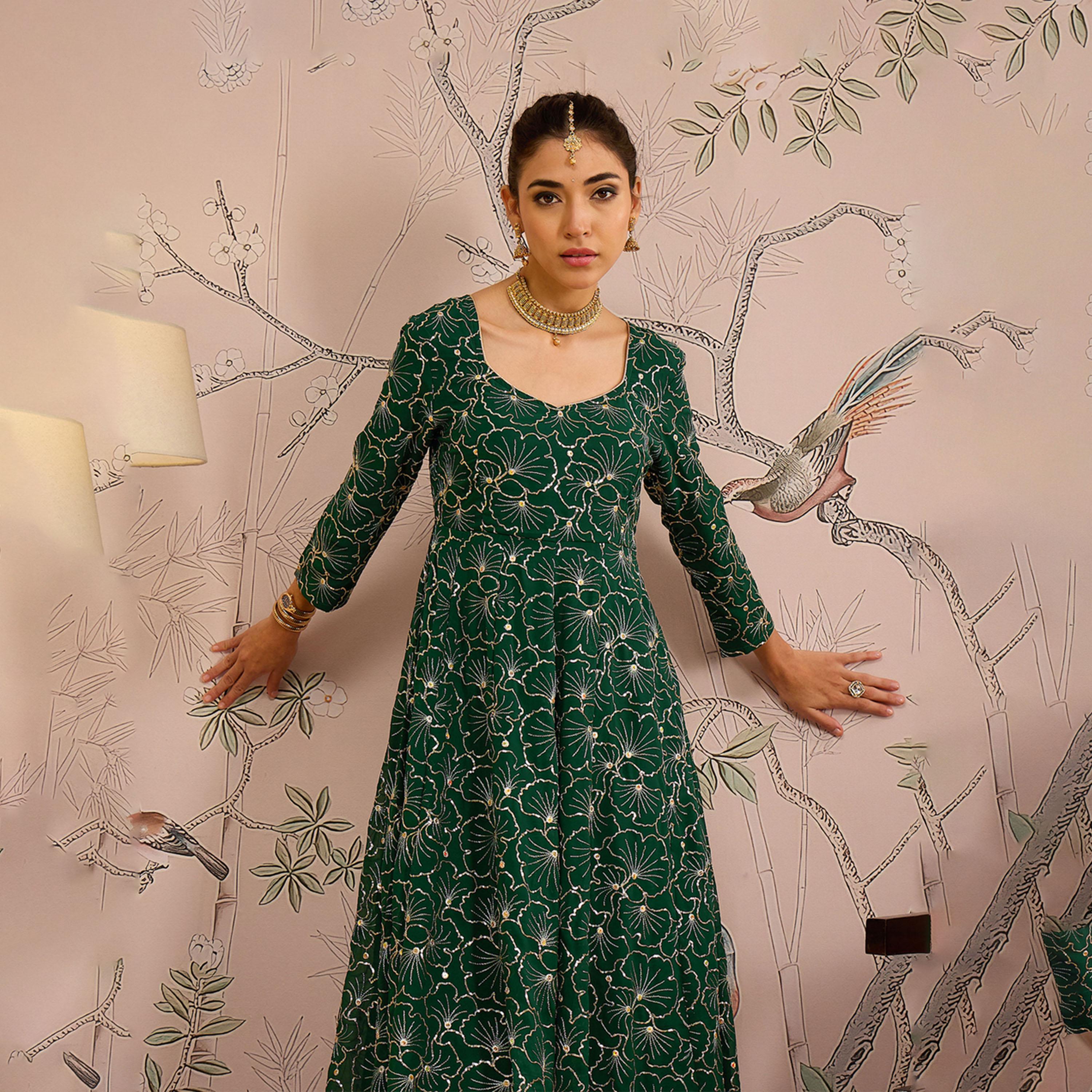 Shae by SASSAFRAS X Styli Embellished Sequins Sweetheart Neck Kurta-women-clothing-ethnicwear-kurtas-image-2