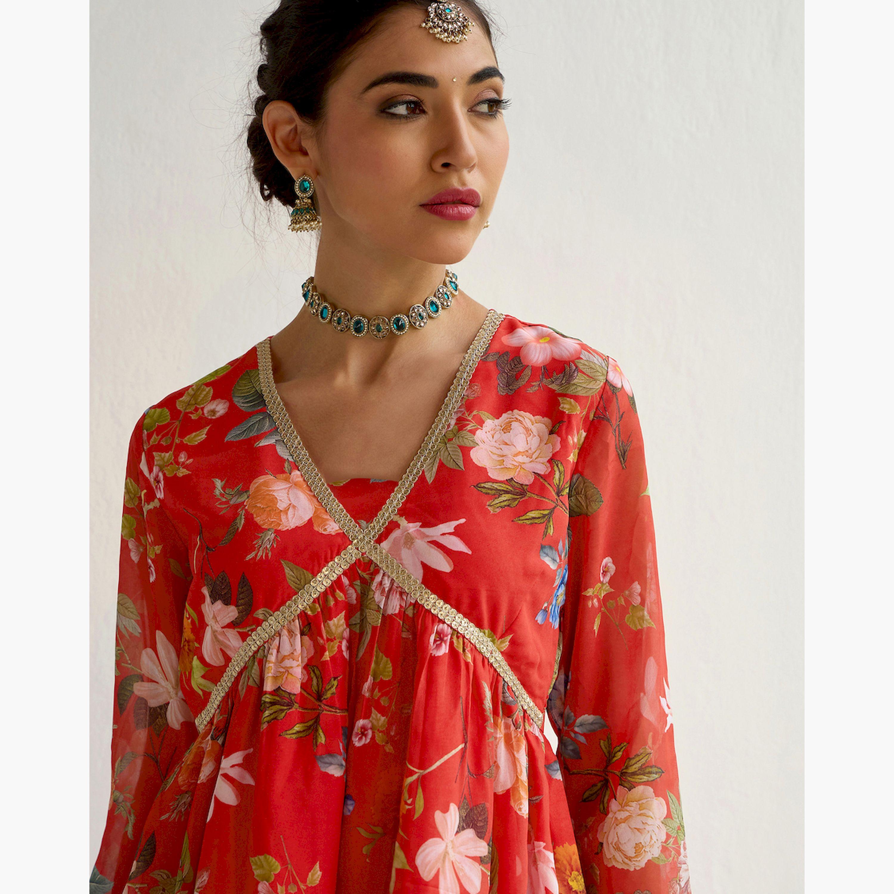 شيا باي ساسافراس × ستايلي - طقم بلوزة ببلوم بطبعة زهور مع بنطال شارارا-women-clothing-ethnicwear-salwarsuits-image-4