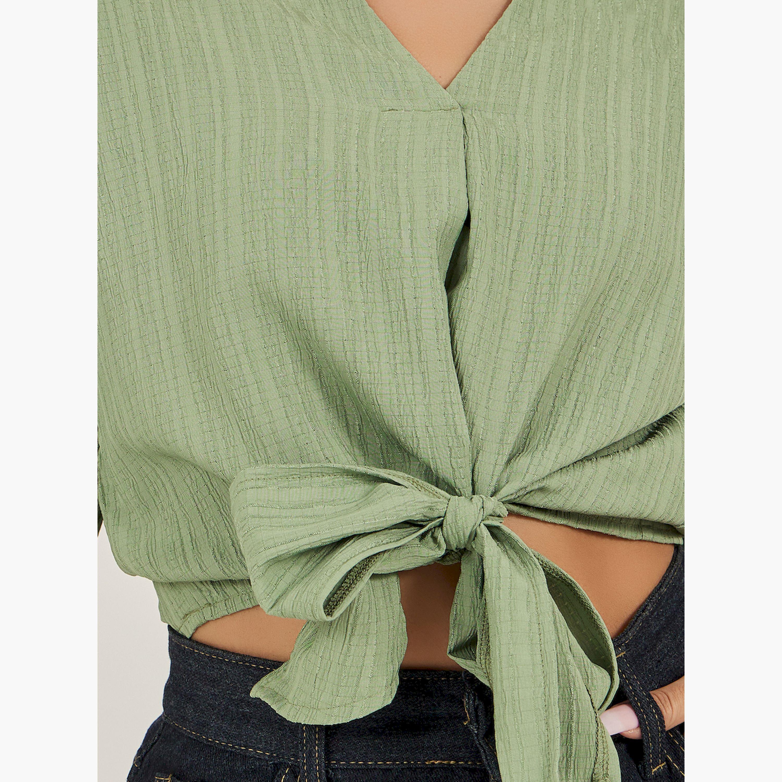 ستايلي -  قمة مزخرفة برقبة V-women-clothing-shirtsandblouses-blouses-image-4