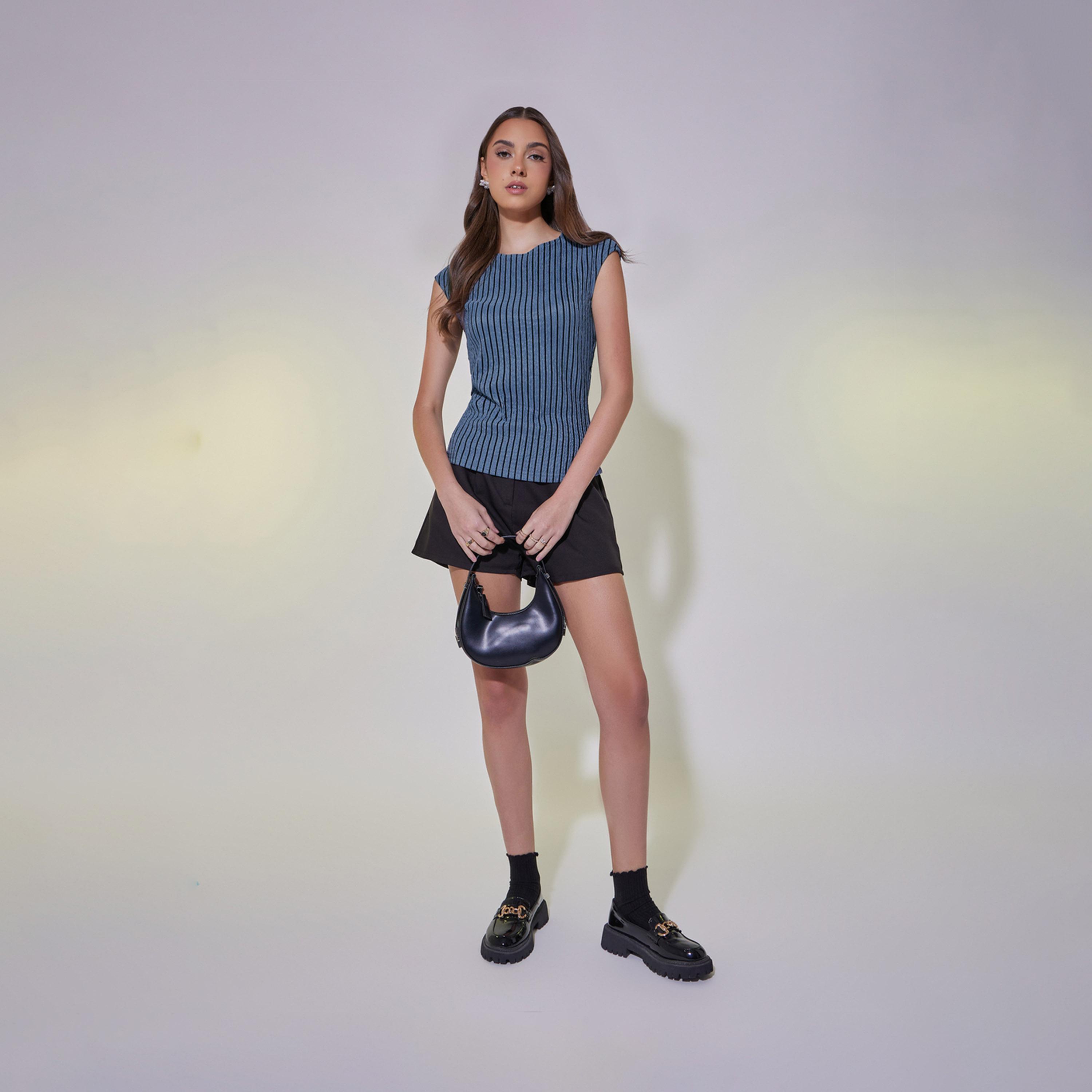 تيشيرت مخطط بتفاصيل بارزة الملمس-women-clothing-tshirts-image-4