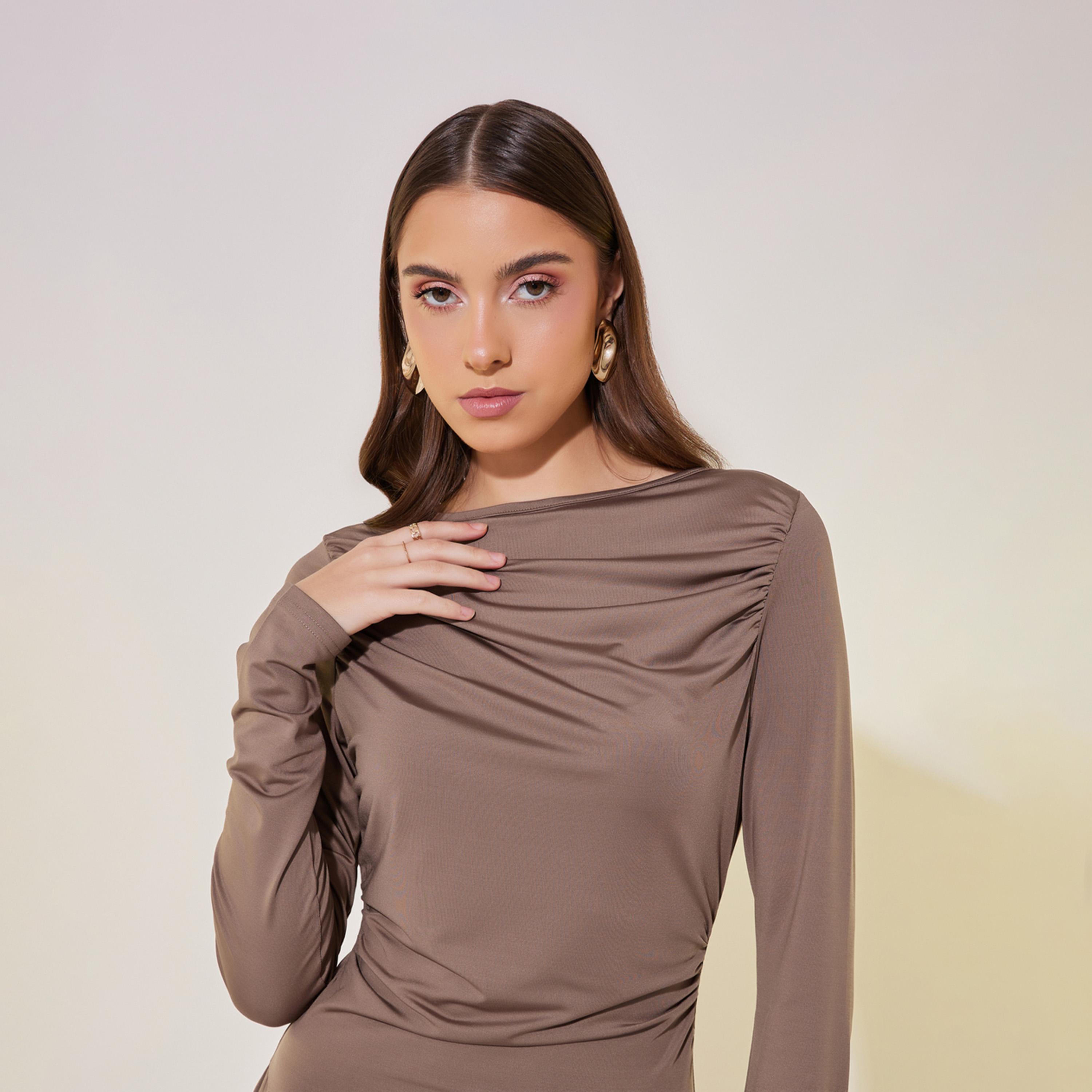 فستان طويل بتفاصيل مُجمعة وأكمام طويلة-women-clothing-dresses-image-4