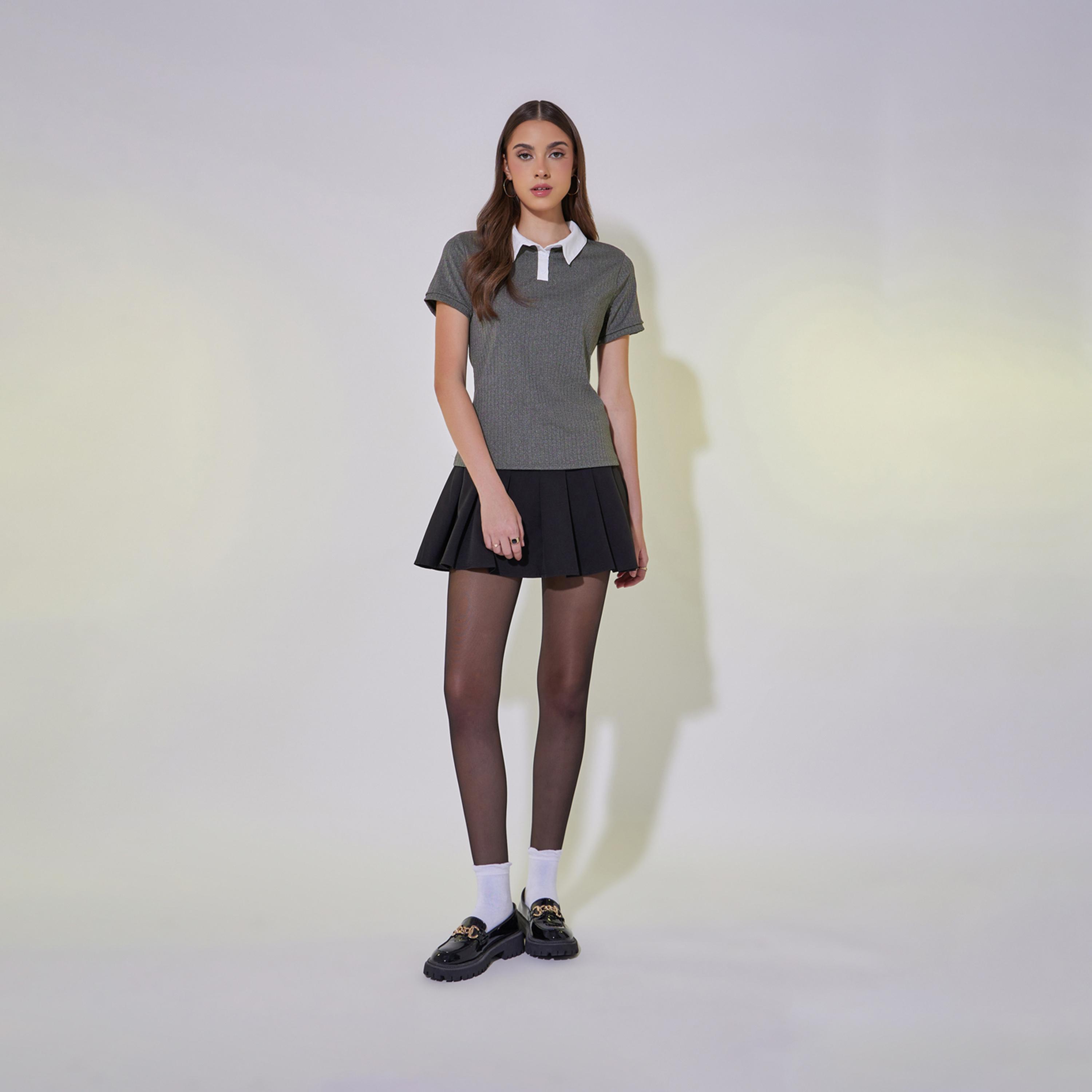 تيشيرت بولو مضلع بتفاصيل مُتباينة-women-clothing-tshirts-image-2