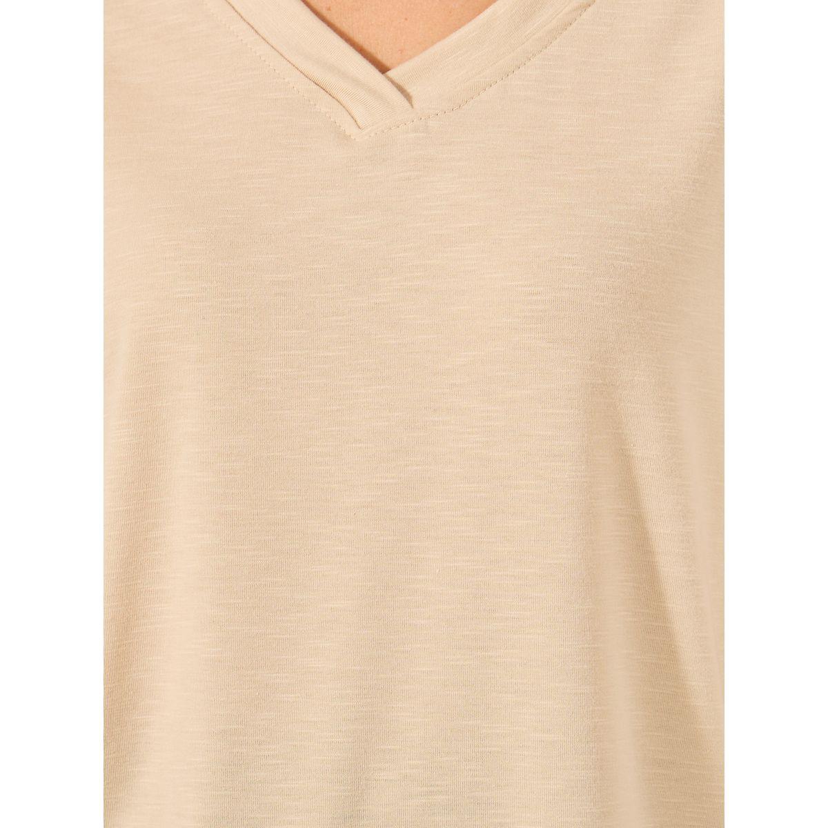 Styli V-Neck Texture Tee & Printed Star Pyjama Set-women-clothing-nightwear-pyjamas-longsets-image-4