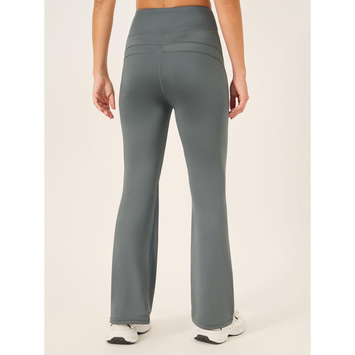 ليقنز واسع بتفاصيل درزات-women-clothing-sportswearandactivewear-bottoms-leggings-image-4