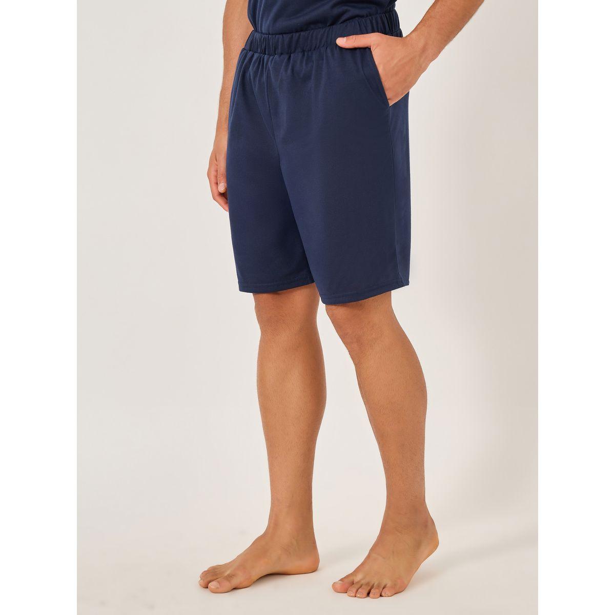 مجموعة من شورت وتيشيرت بطبعة كتابة-men-clothing-nightwear-sets-image-5