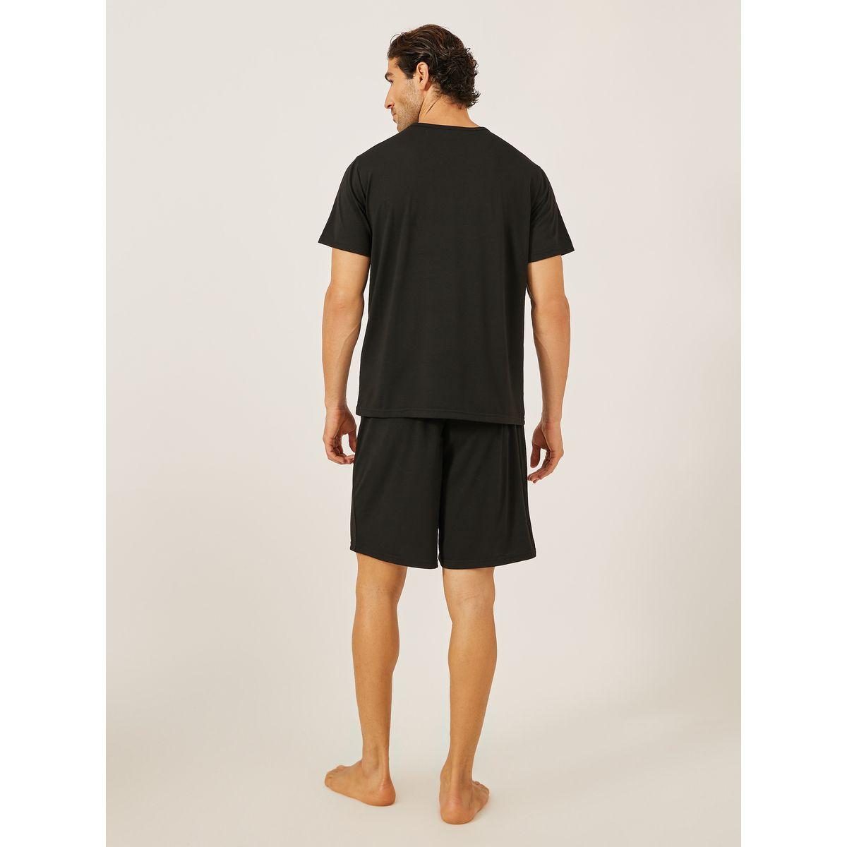 مجموعة من شورت سادة مع تيشيرت بطبعة جرافيك-men-clothing-nightwear-sets-image-4