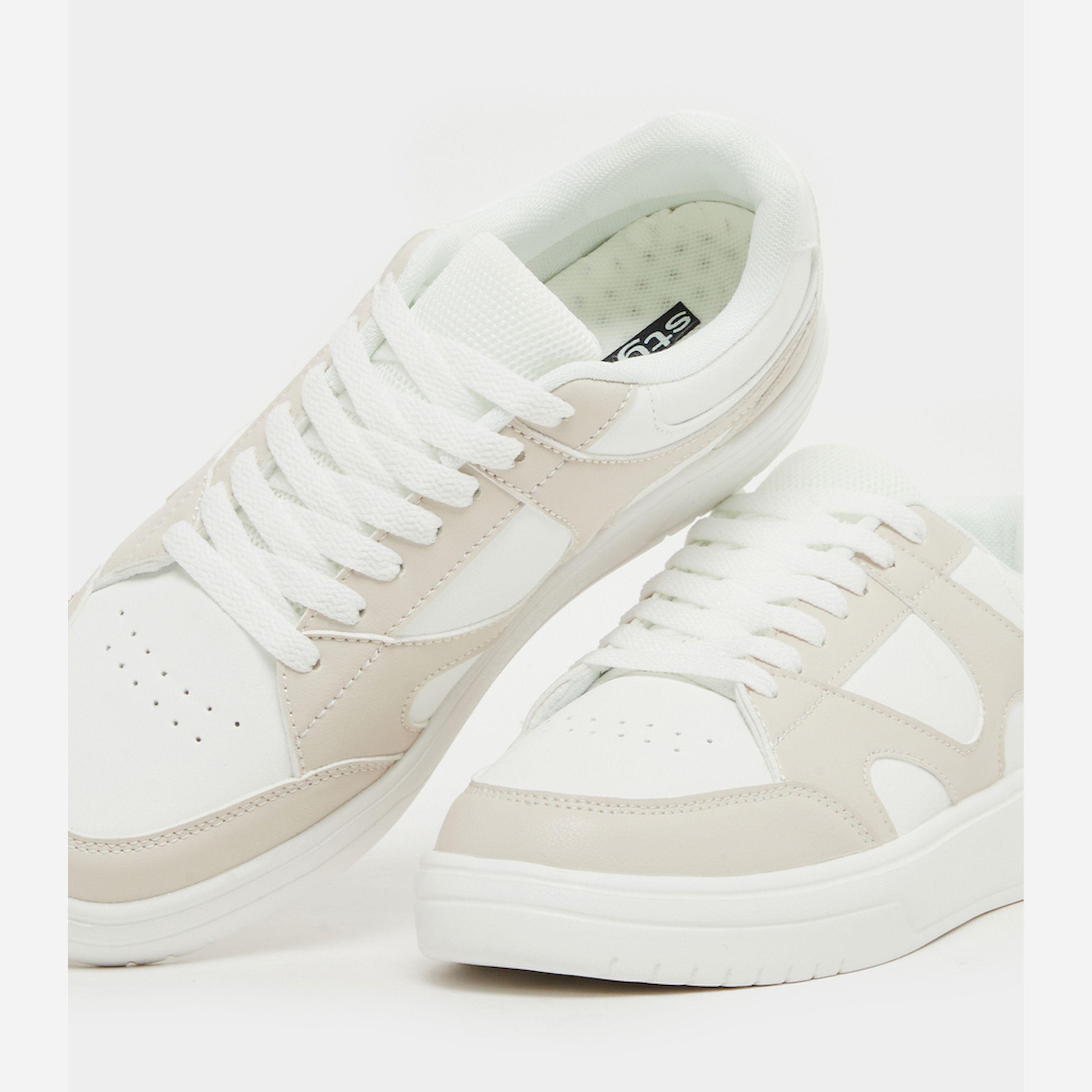 ستايلي - حذاء رياضي بألوان متباينة برباط-women-shoes-sneakers-image-3