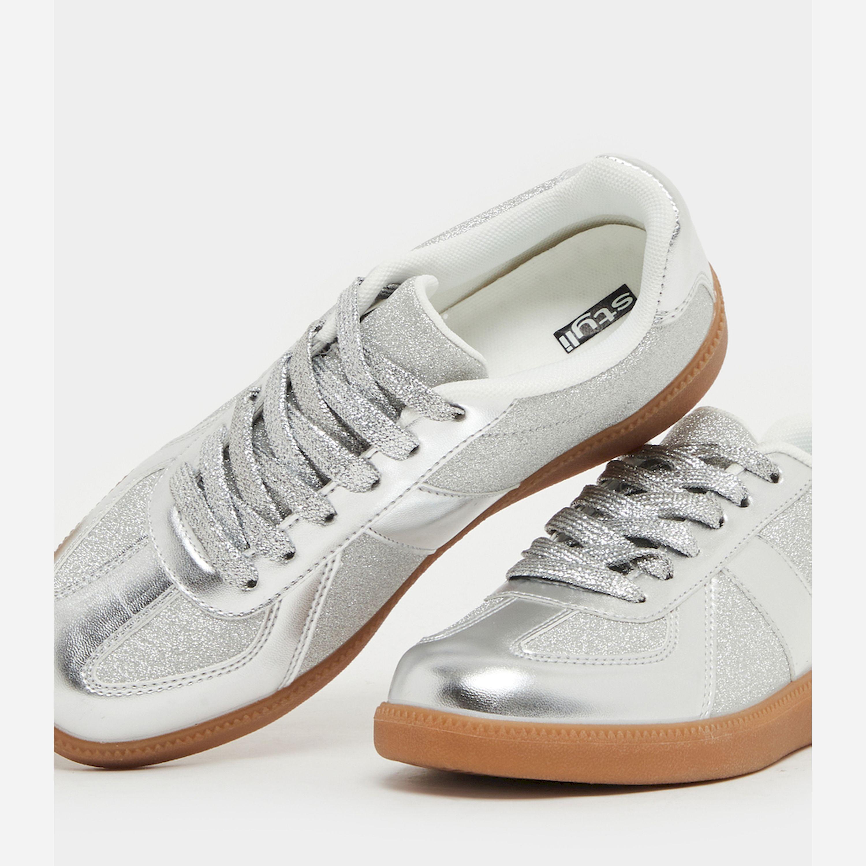 ستايلي - حذاء رياضي برباط ومزخرف بلمعة معدنية-women-shoes-sneakers-image-3