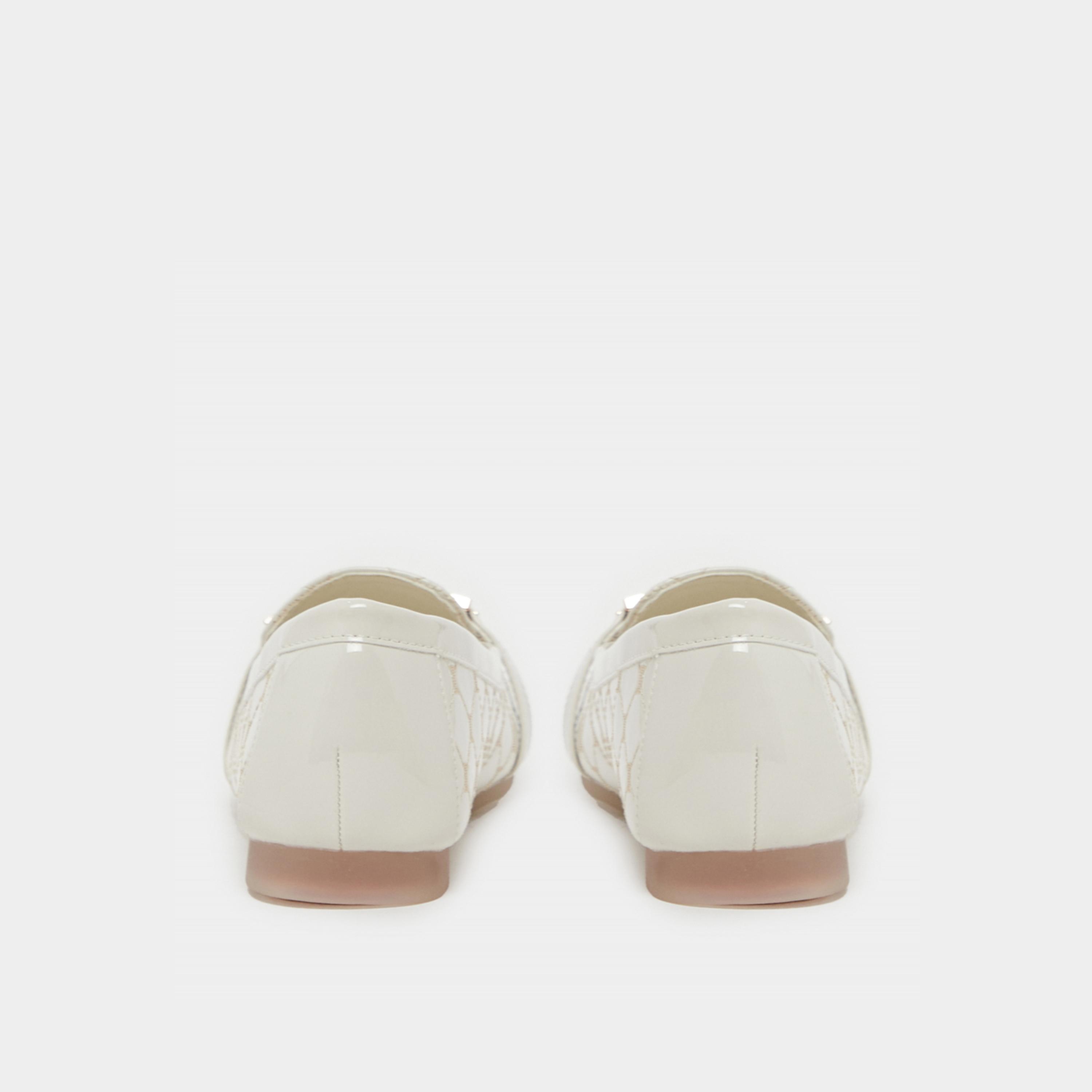 ستايلي - حذاء باليرينا مبطن مع إضافات معدنية-women-shoes-loafersandmoccasins-image-4