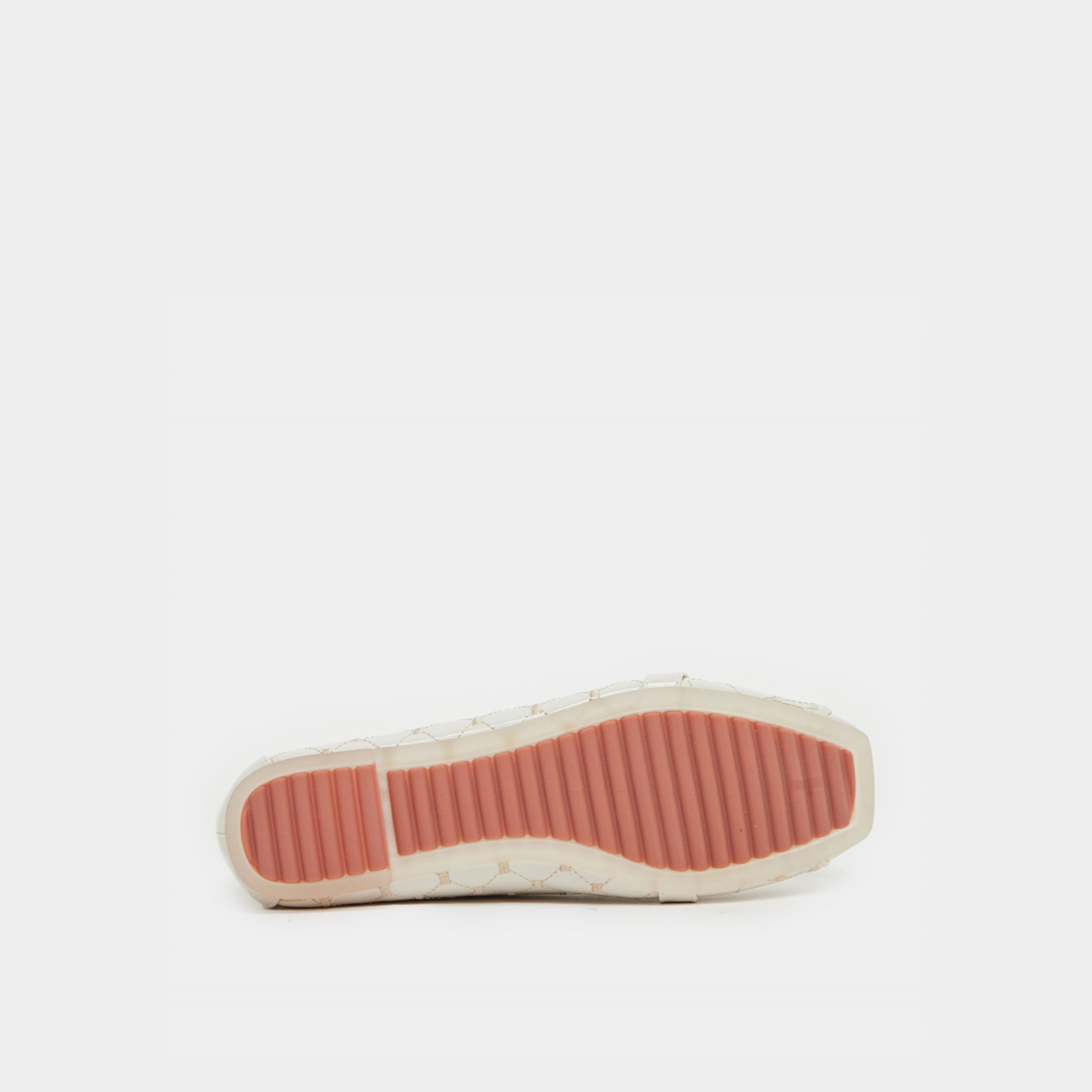 ستايلي - حذاء باليرينا مبطن مع إضافات معدنية-women-shoes-loafersandmoccasins-image-6