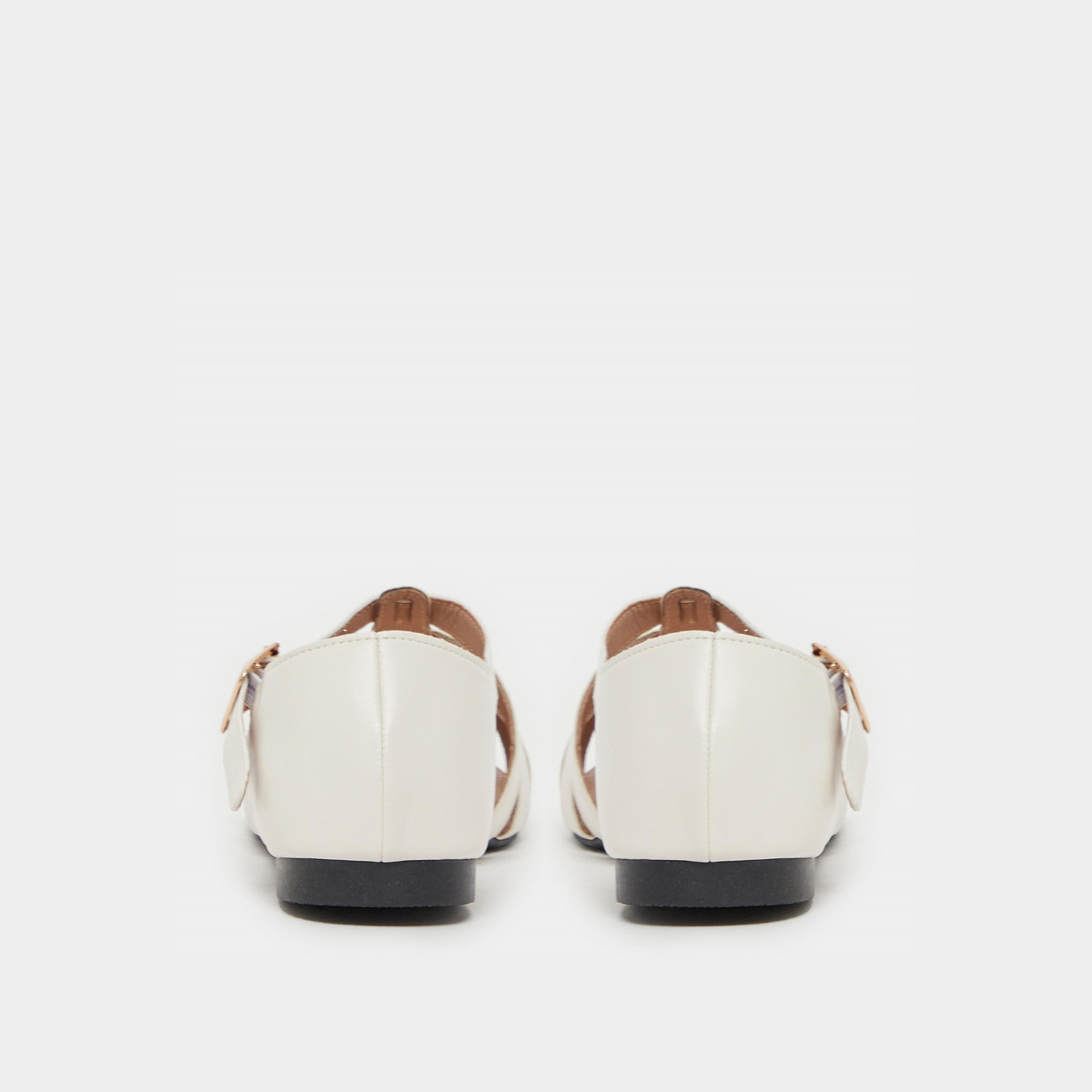 Styli Solid Pointed Toe Casual Shoes-women-shoes-sandals-flats-image-4