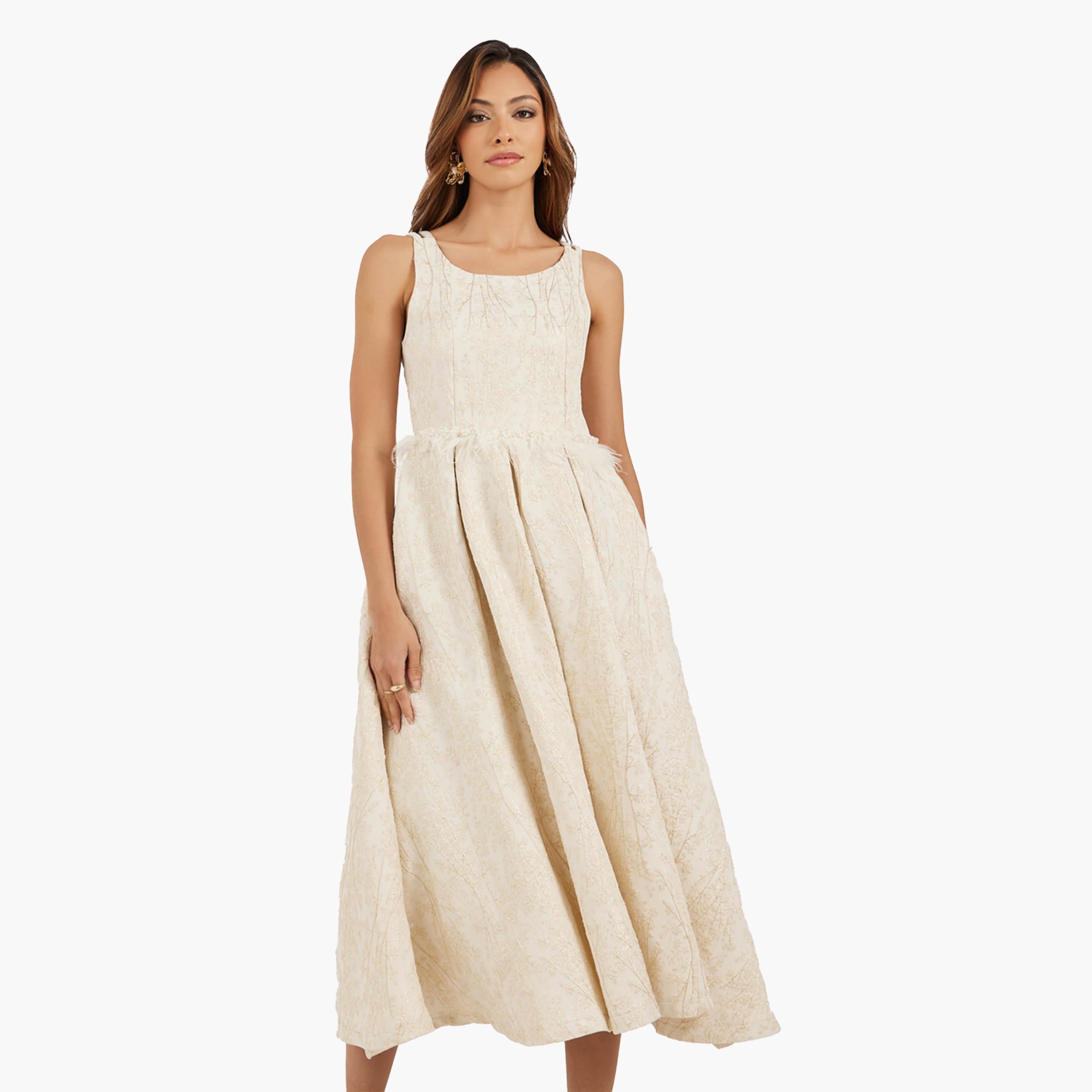 ستايلي - فستان ميدي بدون أكمام بتصميم ذاتي مع تفاصيل ريش صناعي-women-clothing-dresses-image-3