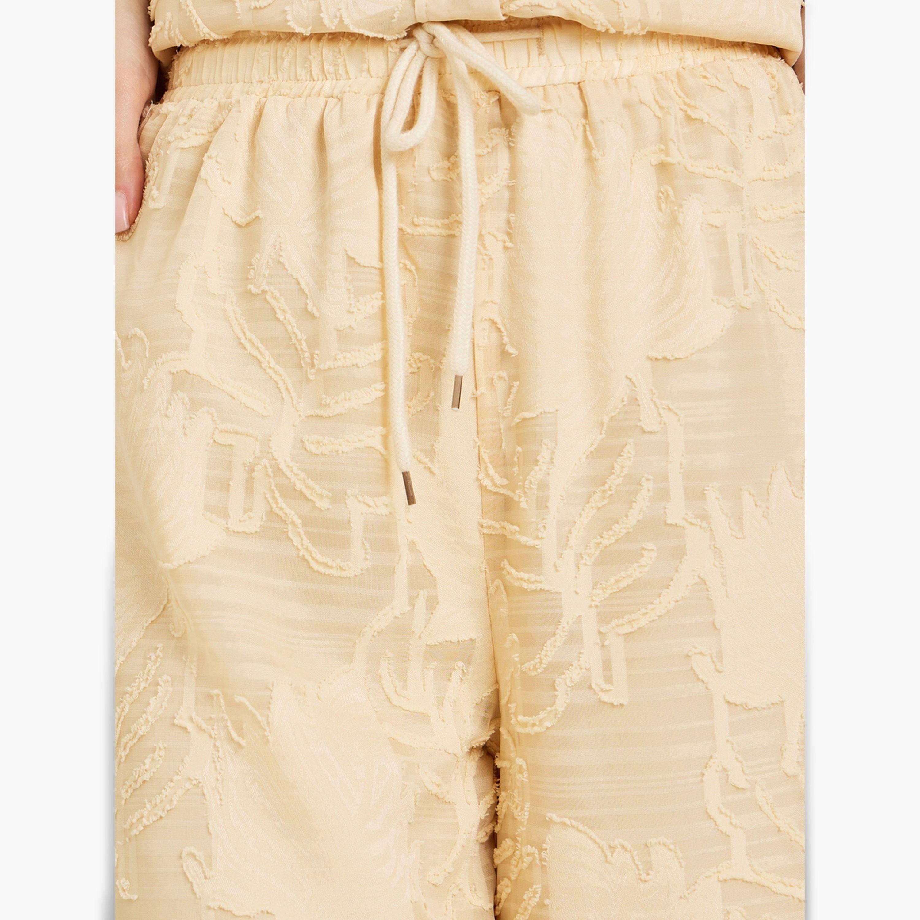 بنطال بملمس بارز وأرجل واسعة-women-clothing-bottoms-trousers-image-3