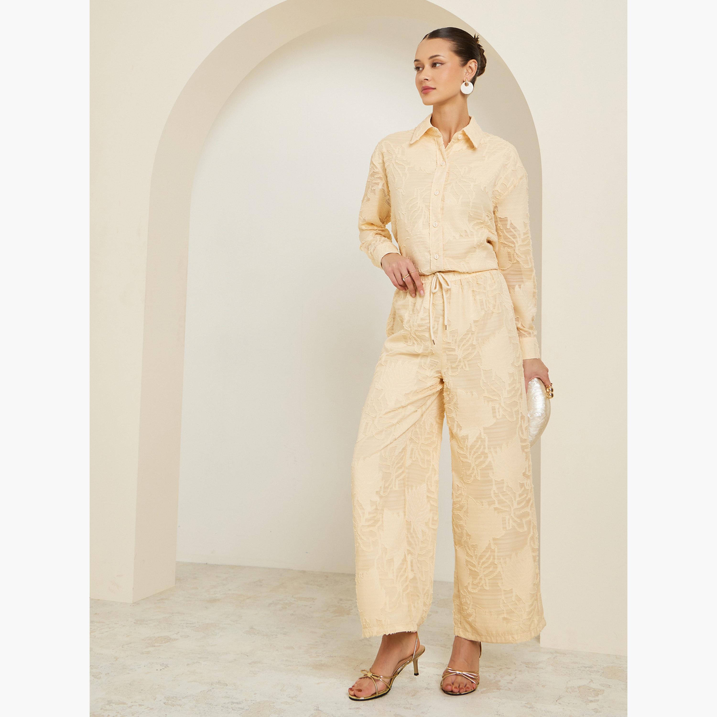 بلوزة طويلة بتفاصيل جاكار-women-clothing-shirtsandblouses-shirts-image-2