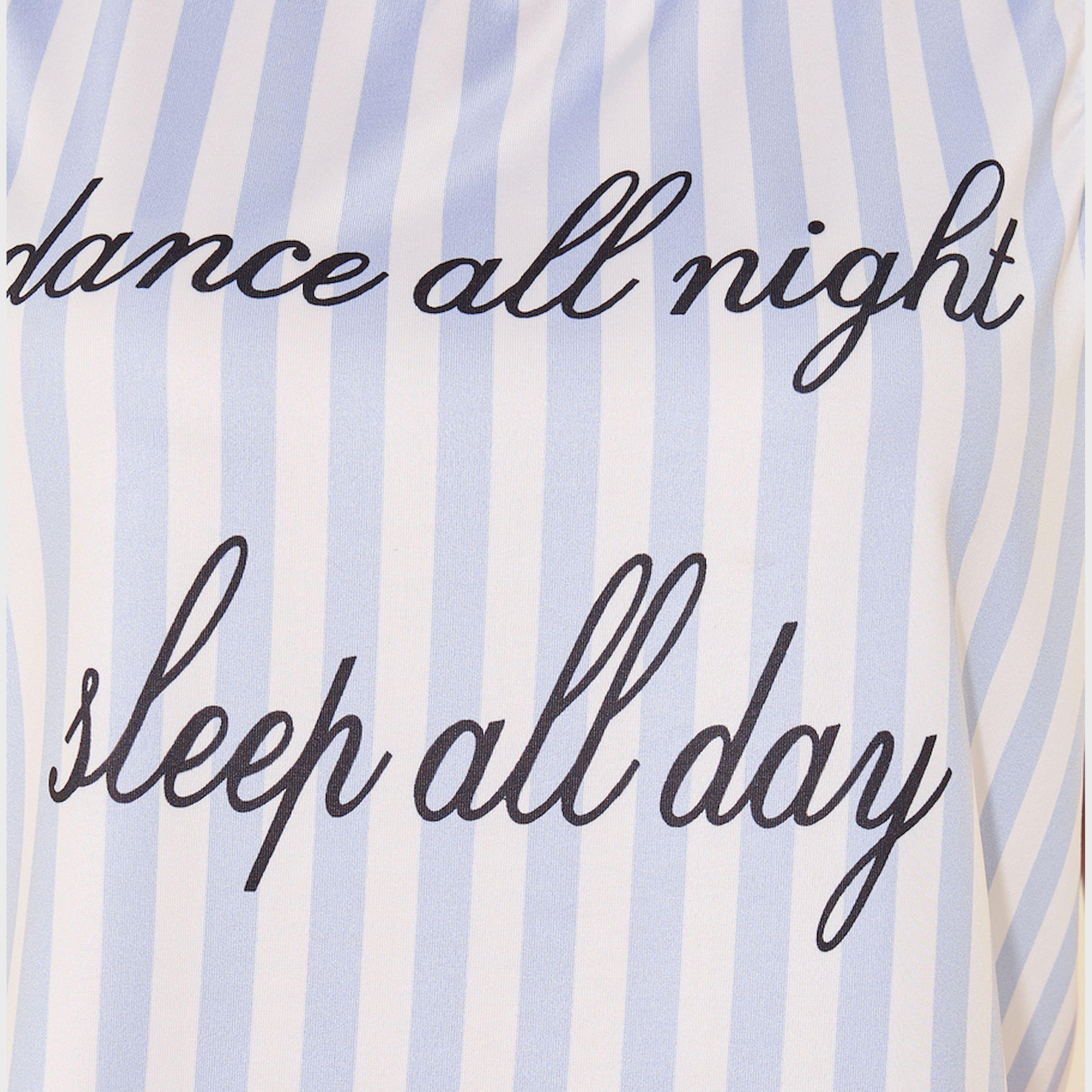 طقم من شورت بيجاما وبلوزة مخططة بطبعة كتابة-women-clothing-nightwear-pyjamas-shortsets-image-4