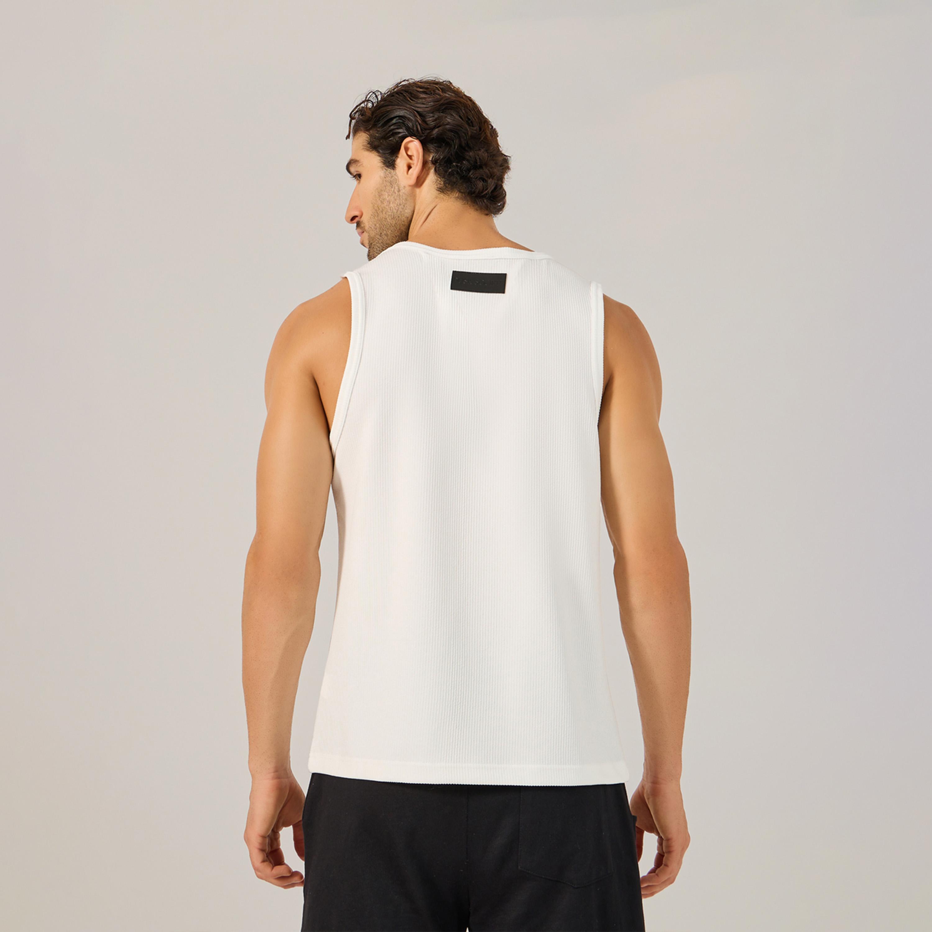 ستايلي - تي شيرت مضلع بقصة عادية ورقبة دائرية-men-clothing-tshirtsandpolos-tshirts-image-4
