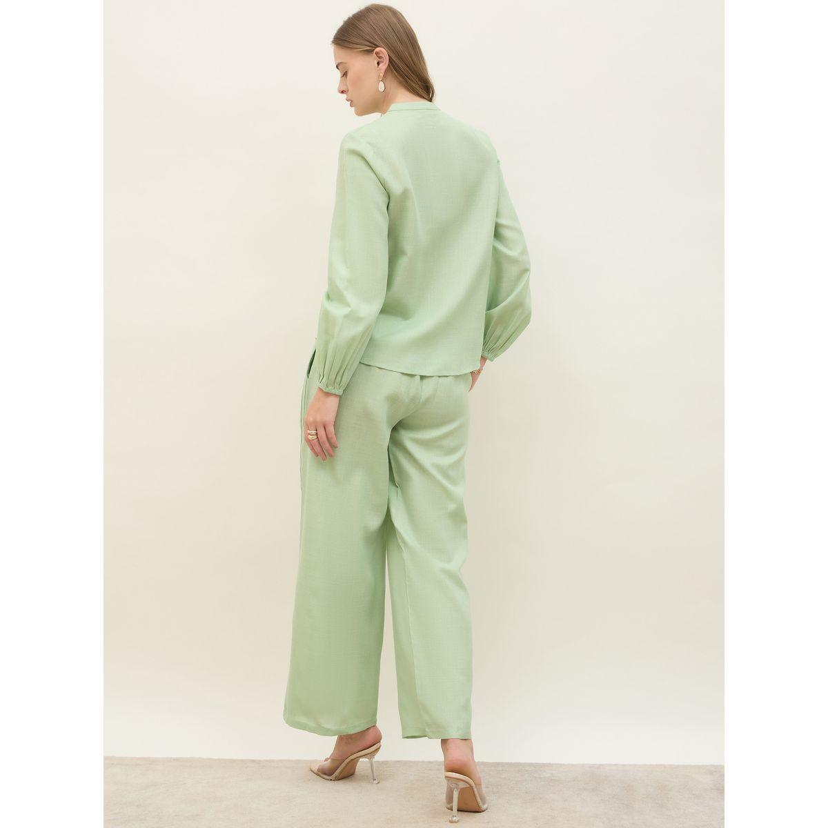 طقم منسق من بنطال وبلوزة بتفاصيل مدروزة-women-clothing-coordsets-image-5