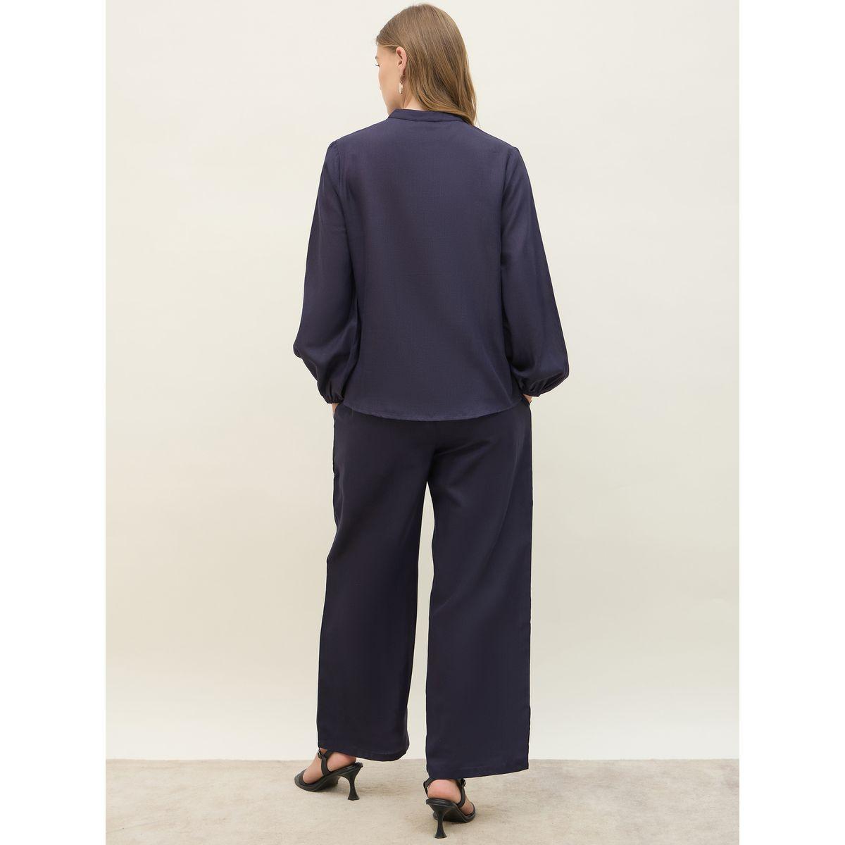 طقم منسق من بنطال وبلوزة بتفاصيل محزوزة-women-clothing-coordsets-image-5