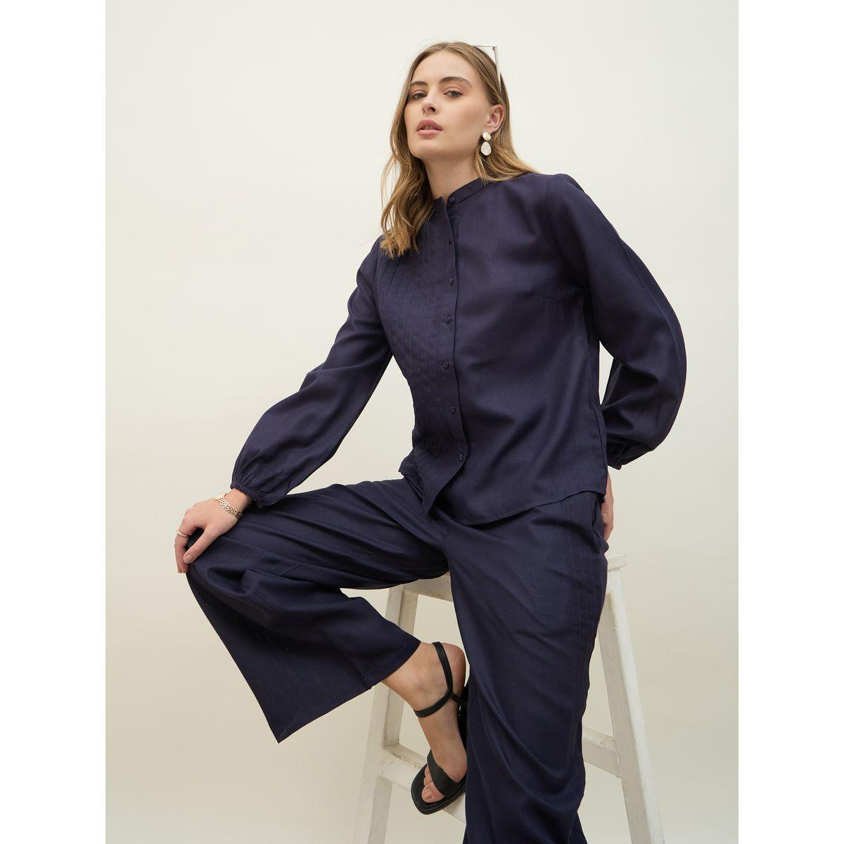 طقم منسق من بنطال وبلوزة بتفاصيل محزوزة-women-clothing-coordsets-image-6