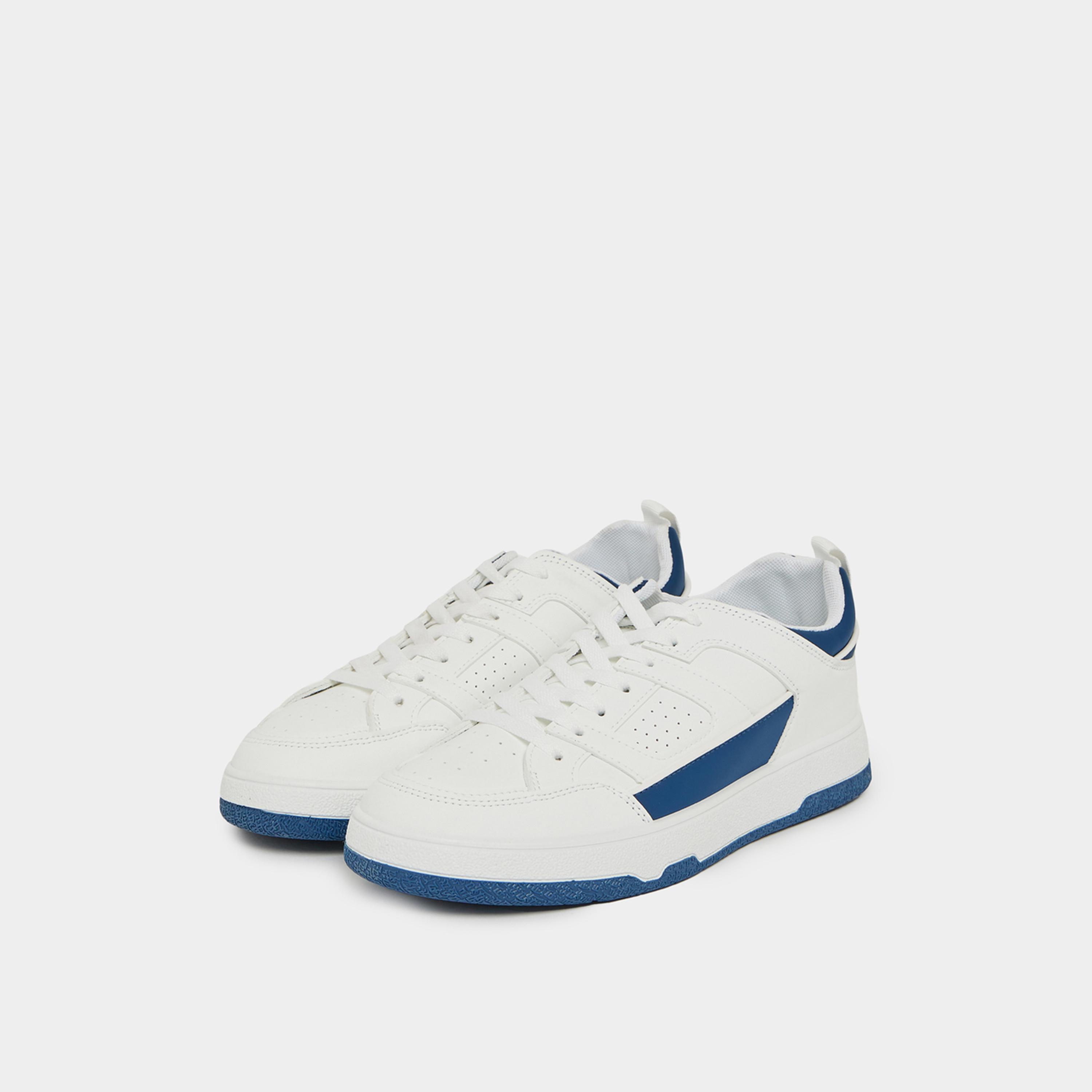 Styli Color Block Low Top Lace Up Sneakers-men-shoes-sneakers-image-2