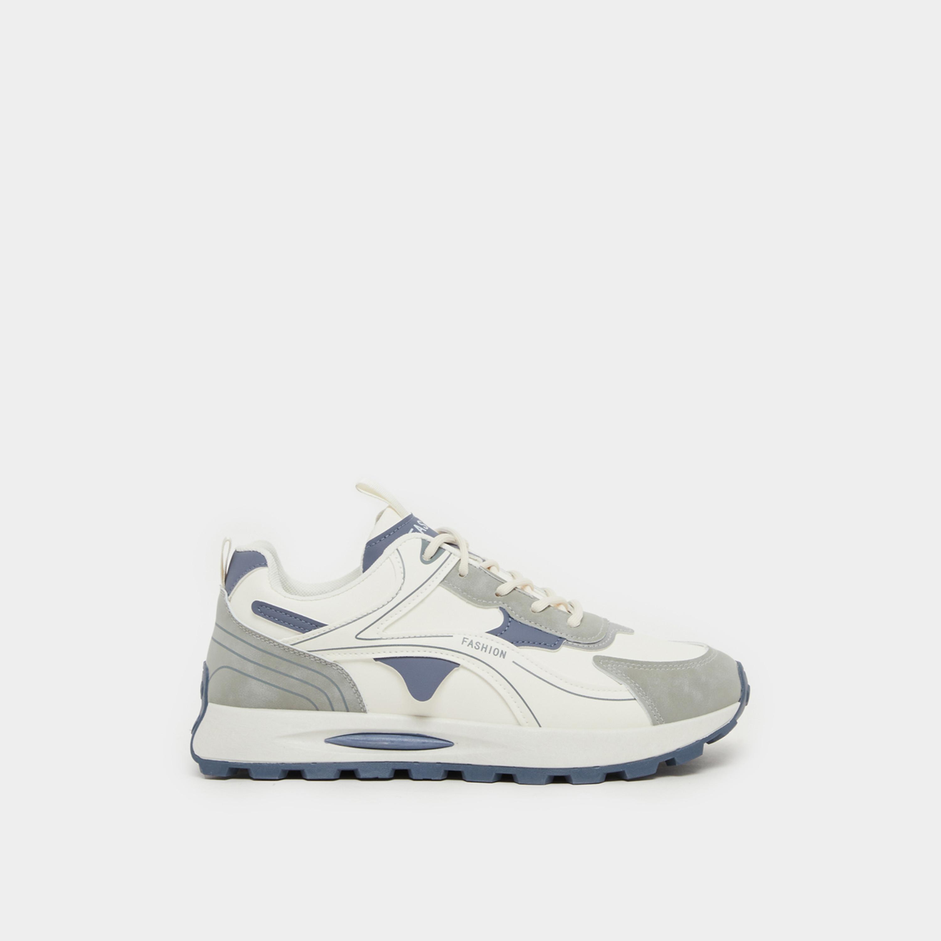 ستايلي - حذاء رياضي خفيف الوزن يسمح بالتنفس برباط-men-shoes-sneakers-image-1