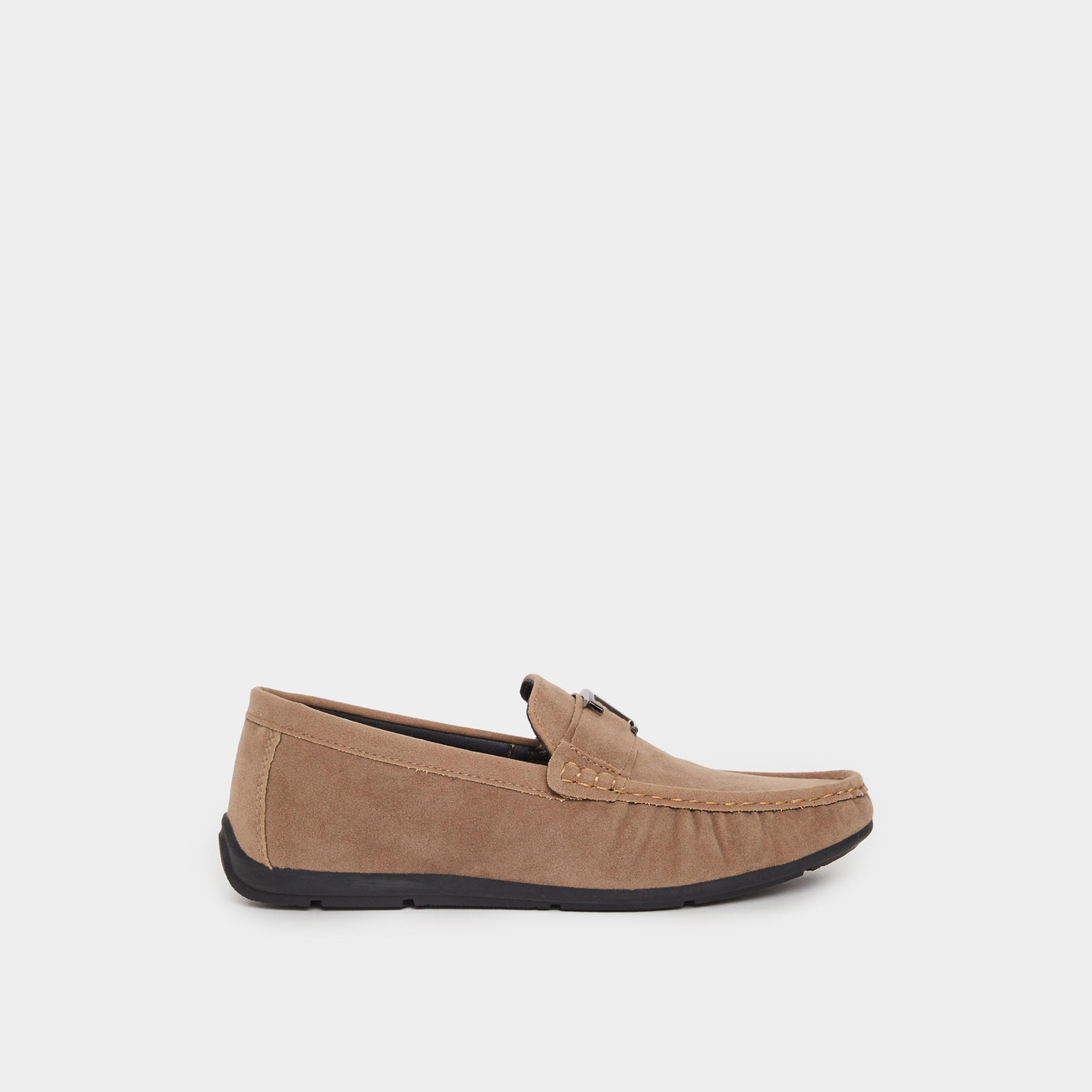 Styli Solid Slip-On Loafers-men-shoes-loafersandmoccasins-image-1