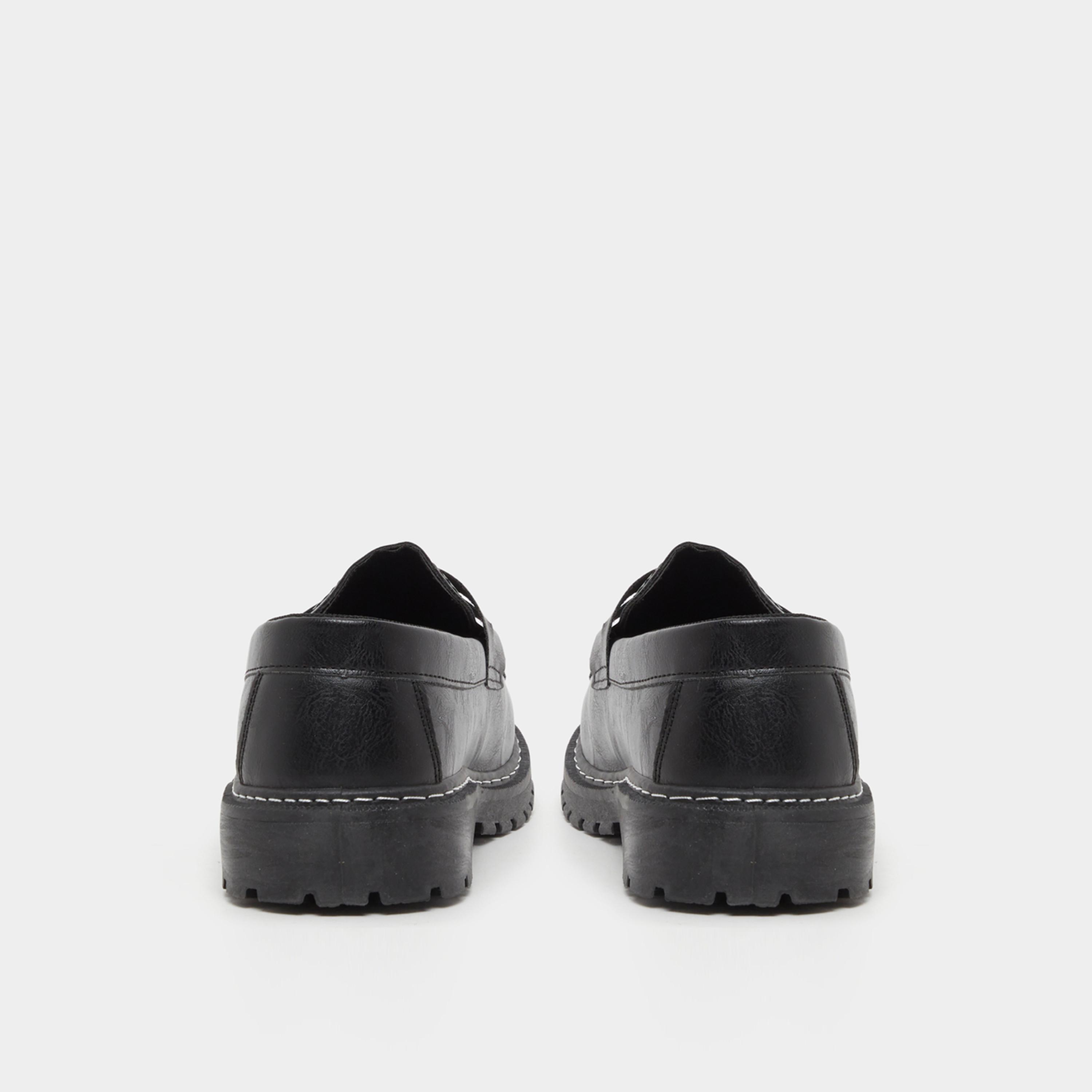 Styli Solid Slip On Loafers-men-shoes-loafersandmoccasins-image-4