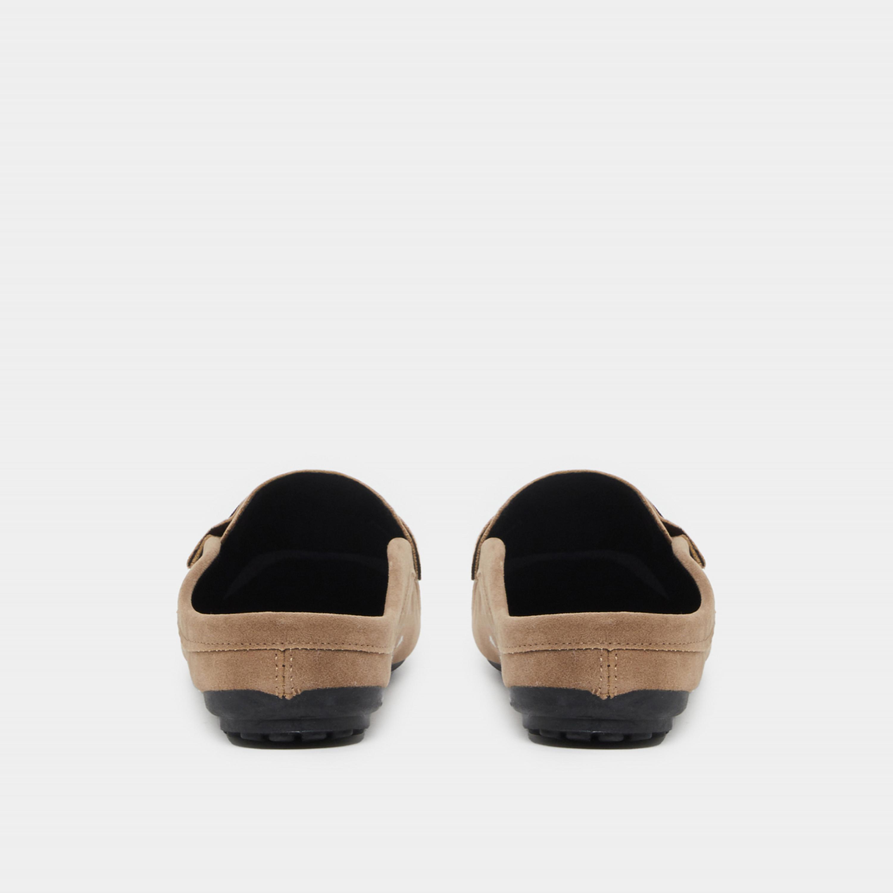 ستايلي - حذاء مخطط سهل الارتداء-men-shoes-loafersandmoccasins-image-4