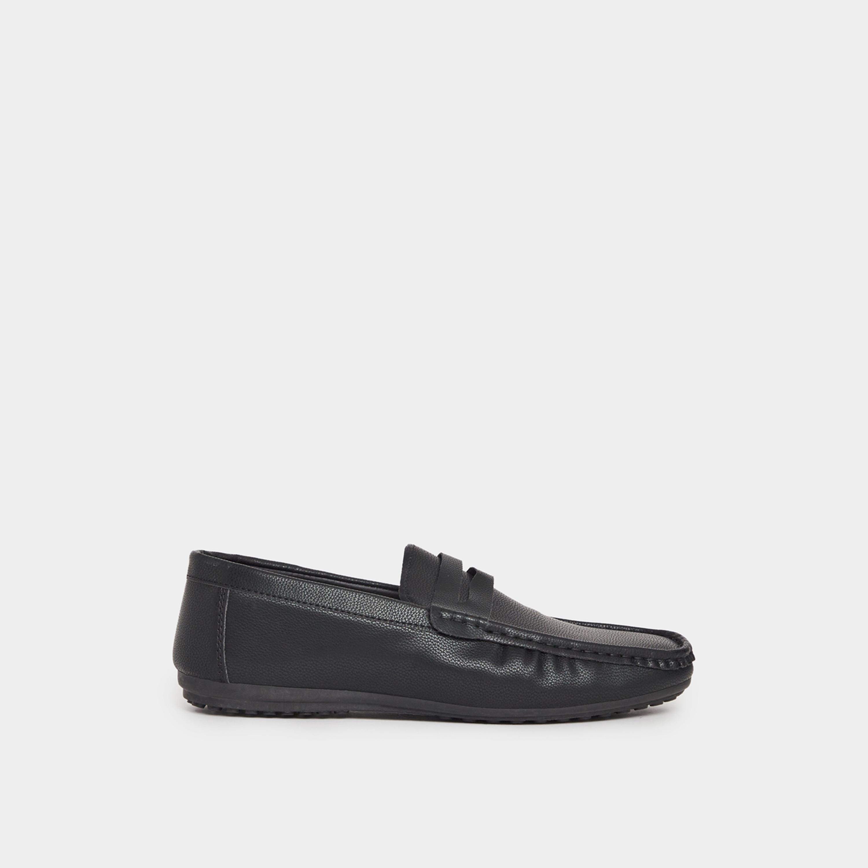 Styli Solid Slip-On Loafers-men-shoes-loafersandmoccasins-image-1