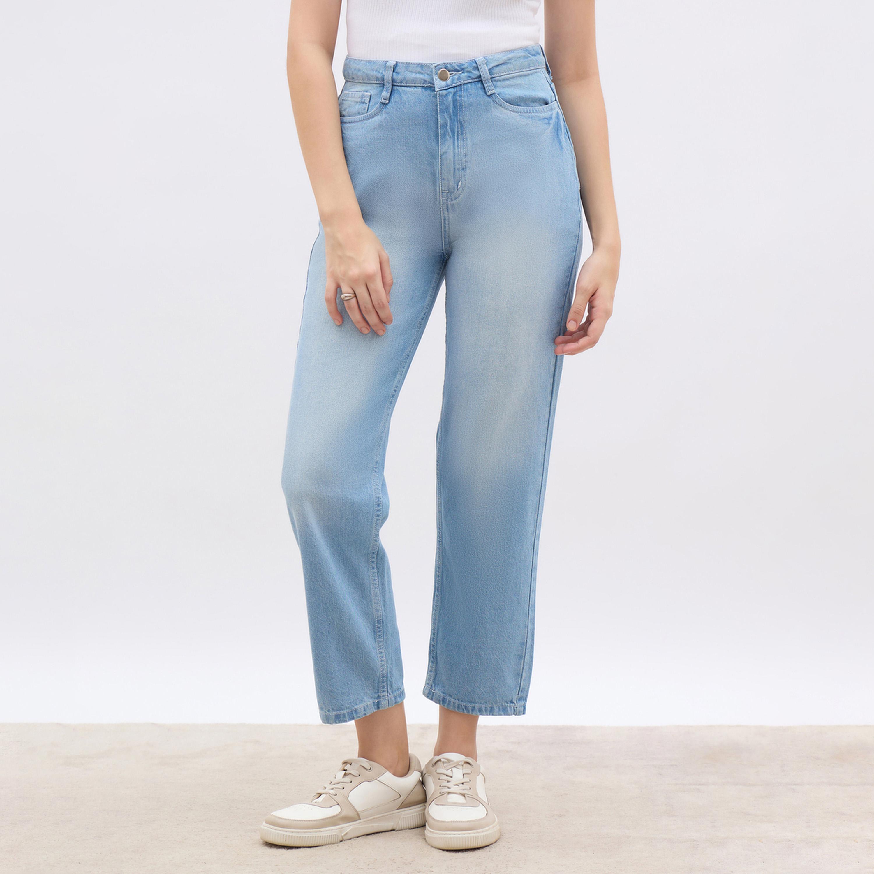 جينز بقصة مستقيمة وتفاصيل باهتة مع خصر عالي-women-clothing-bottoms-jeans-image-1