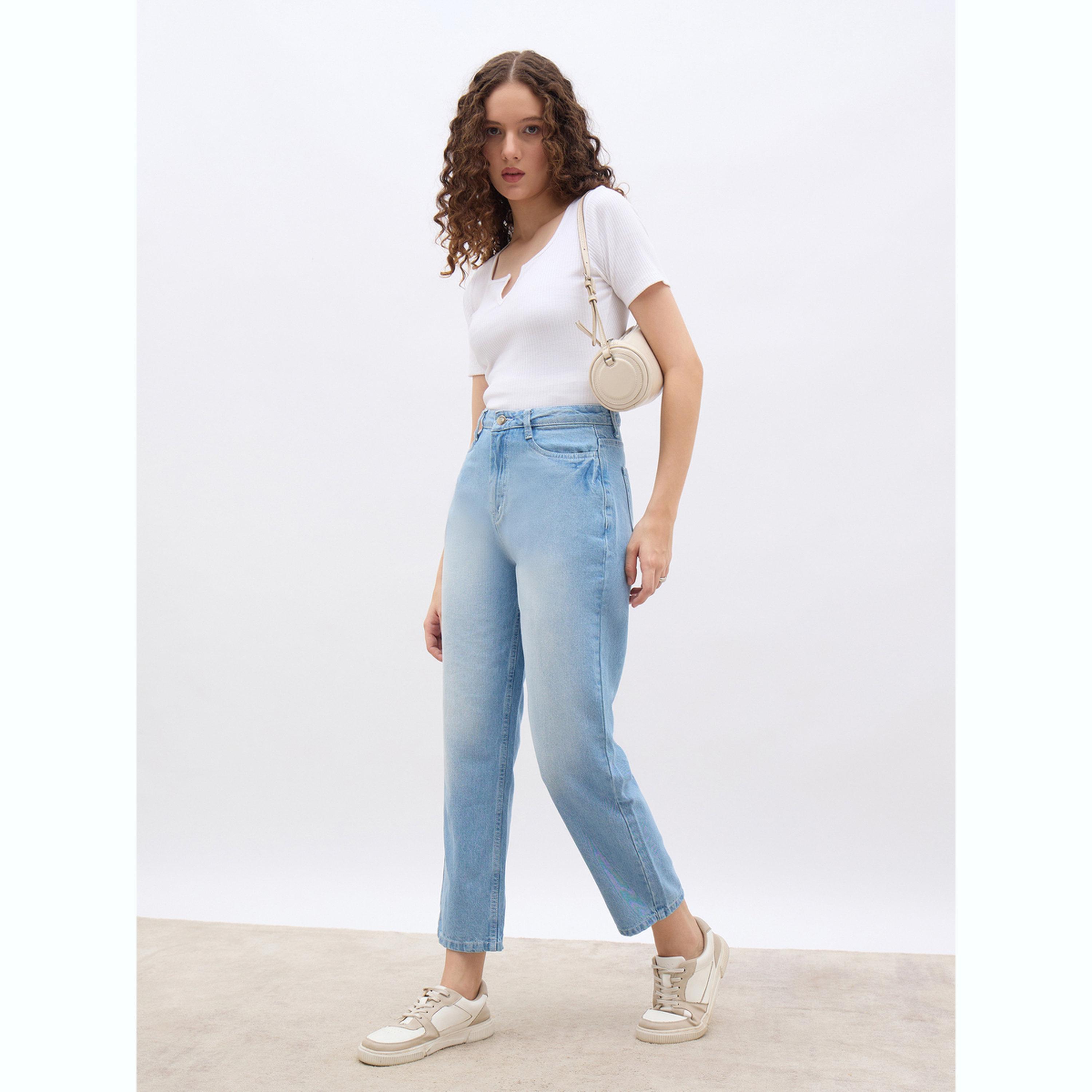 جينز بقصة مستقيمة وتفاصيل باهتة مع خصر عالي-women-clothing-bottoms-jeans-image-2
