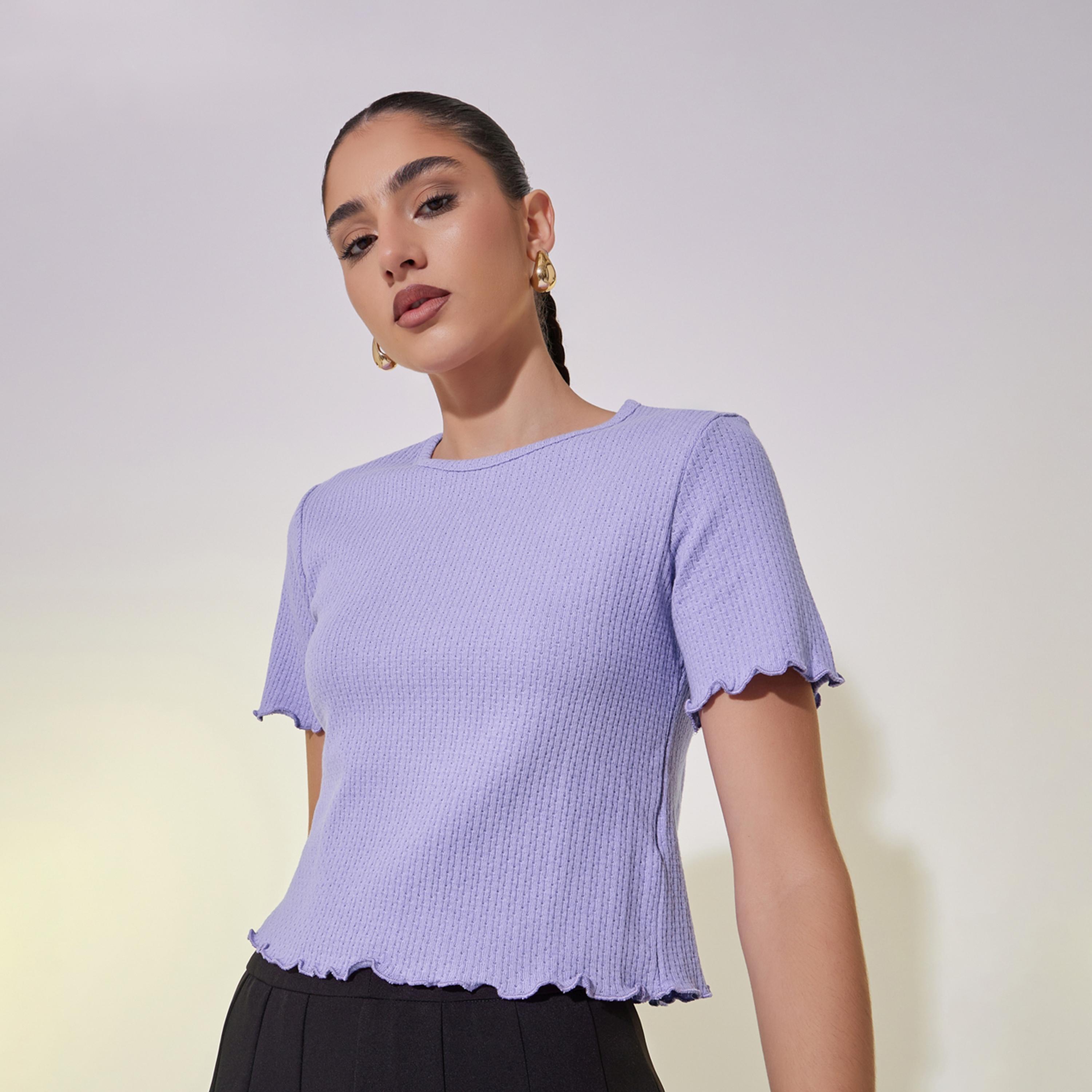 تيشيرت قصير بتفاصيل بارزة الملمس-women-clothing-tshirts-image-2